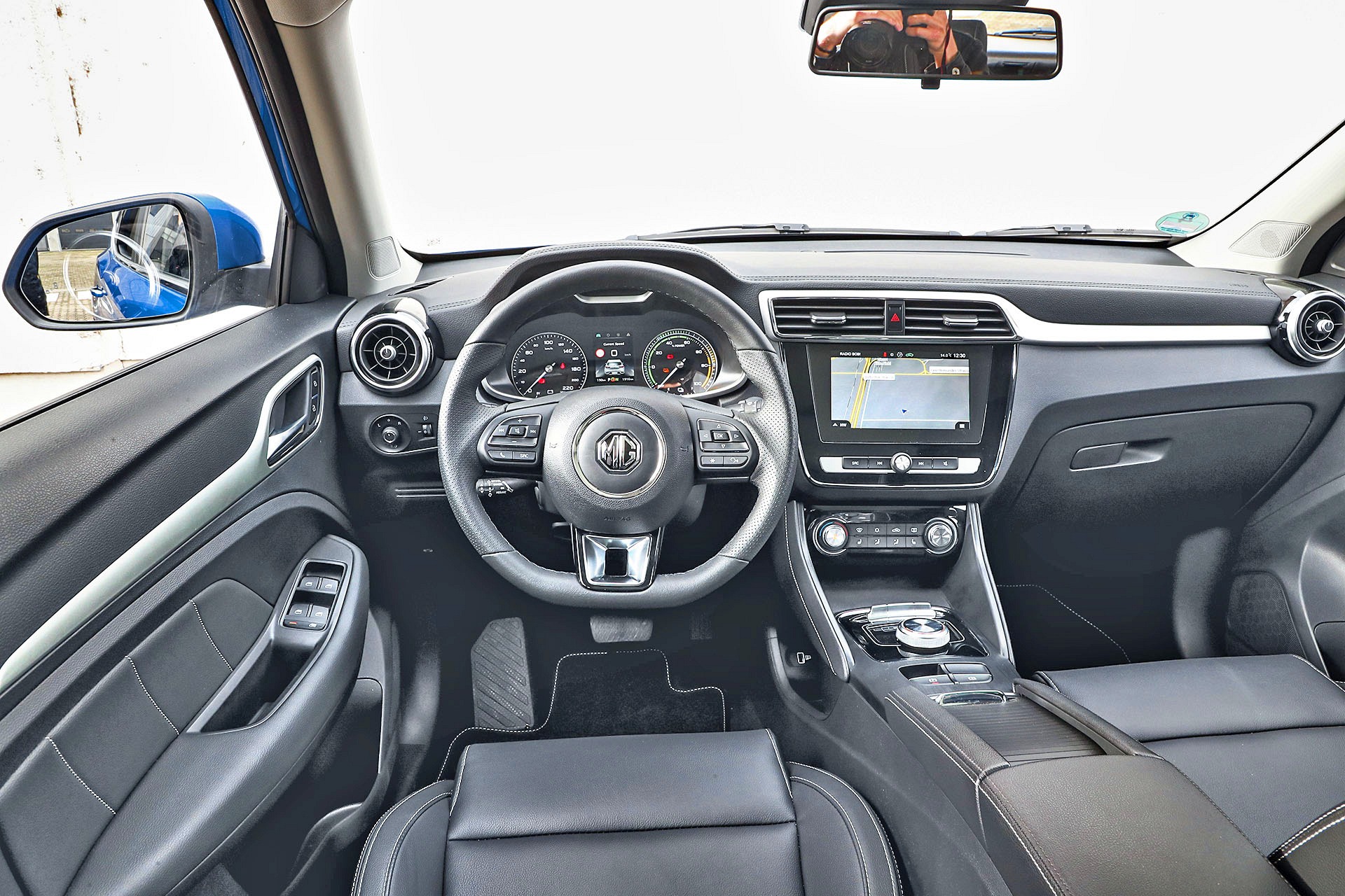 MG_ZS_EV_1120_Gotta_97