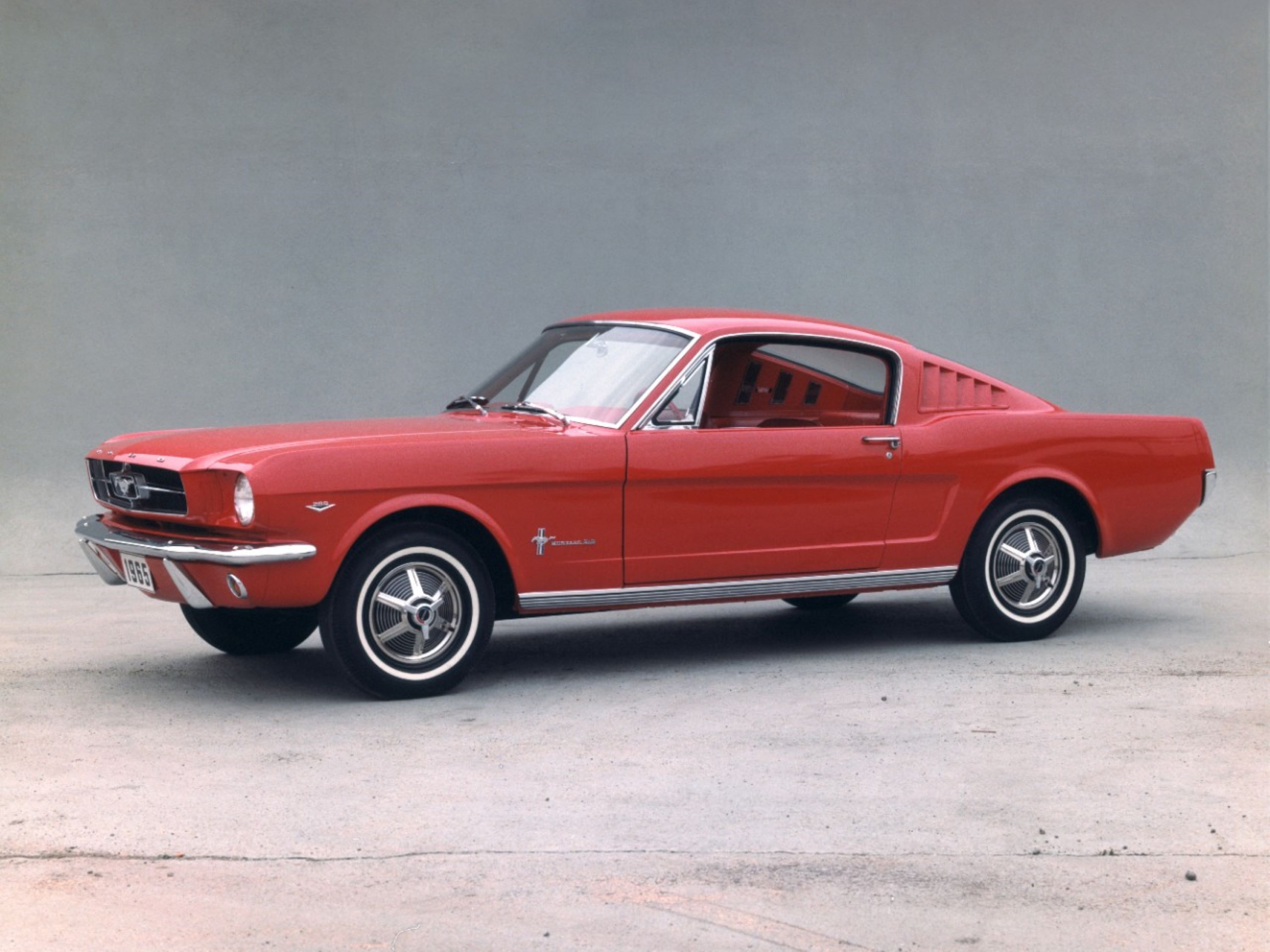 1965_Ford_Mustang_fastback