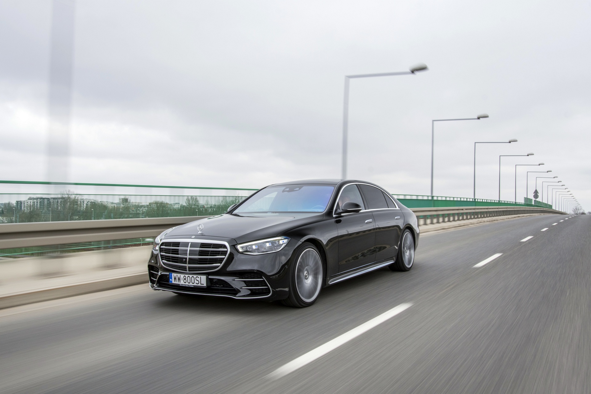 KSZ_MB_S400dL_W223_DYNAMIKA_017A