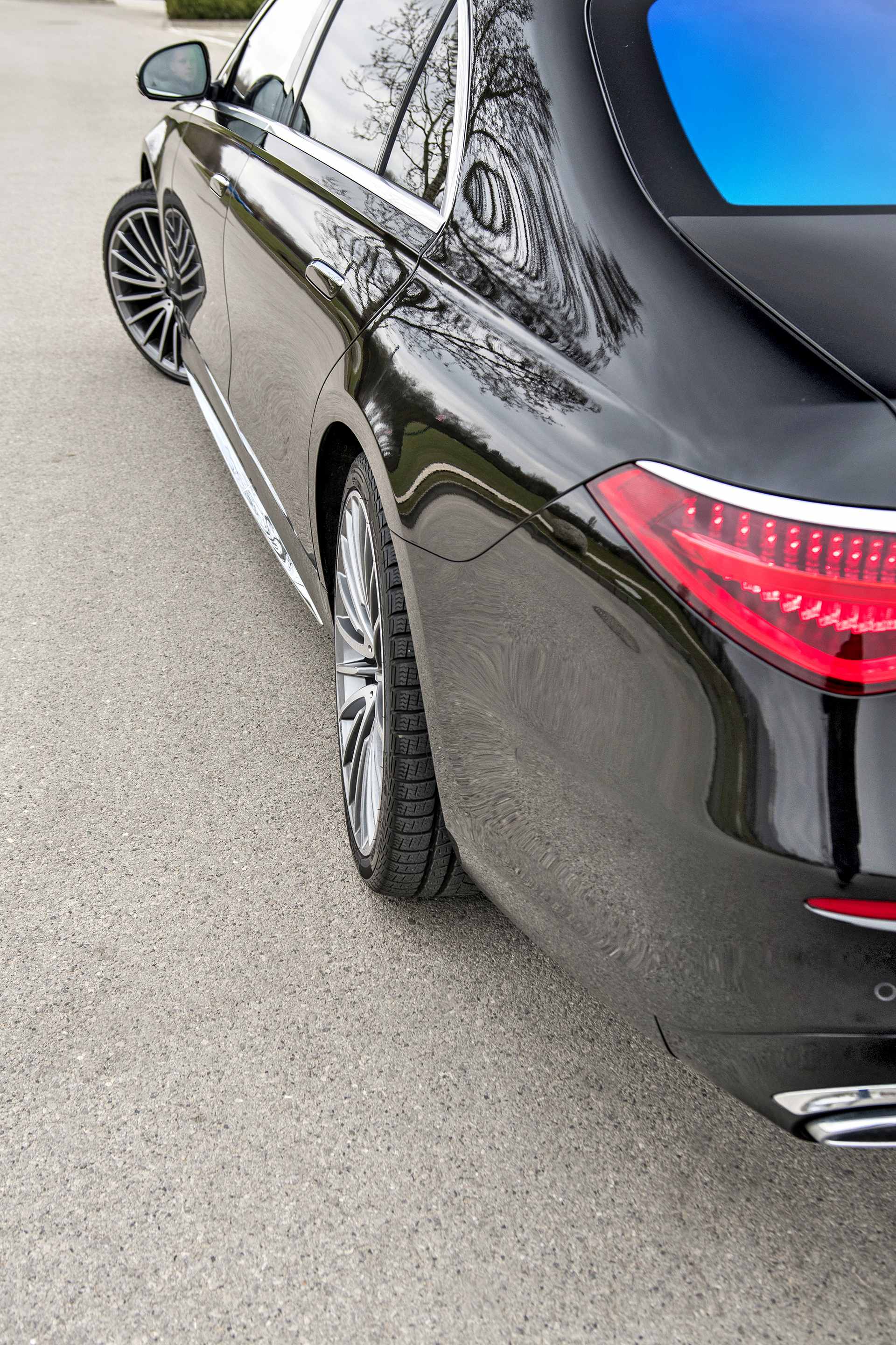 KSZ_MB_S400dL_W223_EXTERIOR_048