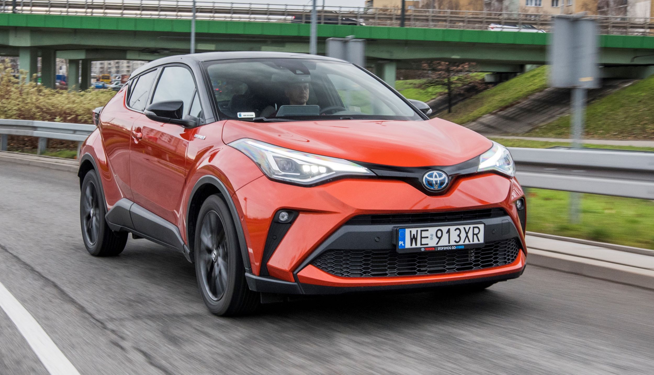 KSZ_TOYOTA_CHR_FL_PREMIERE_DYNAMIKA_037