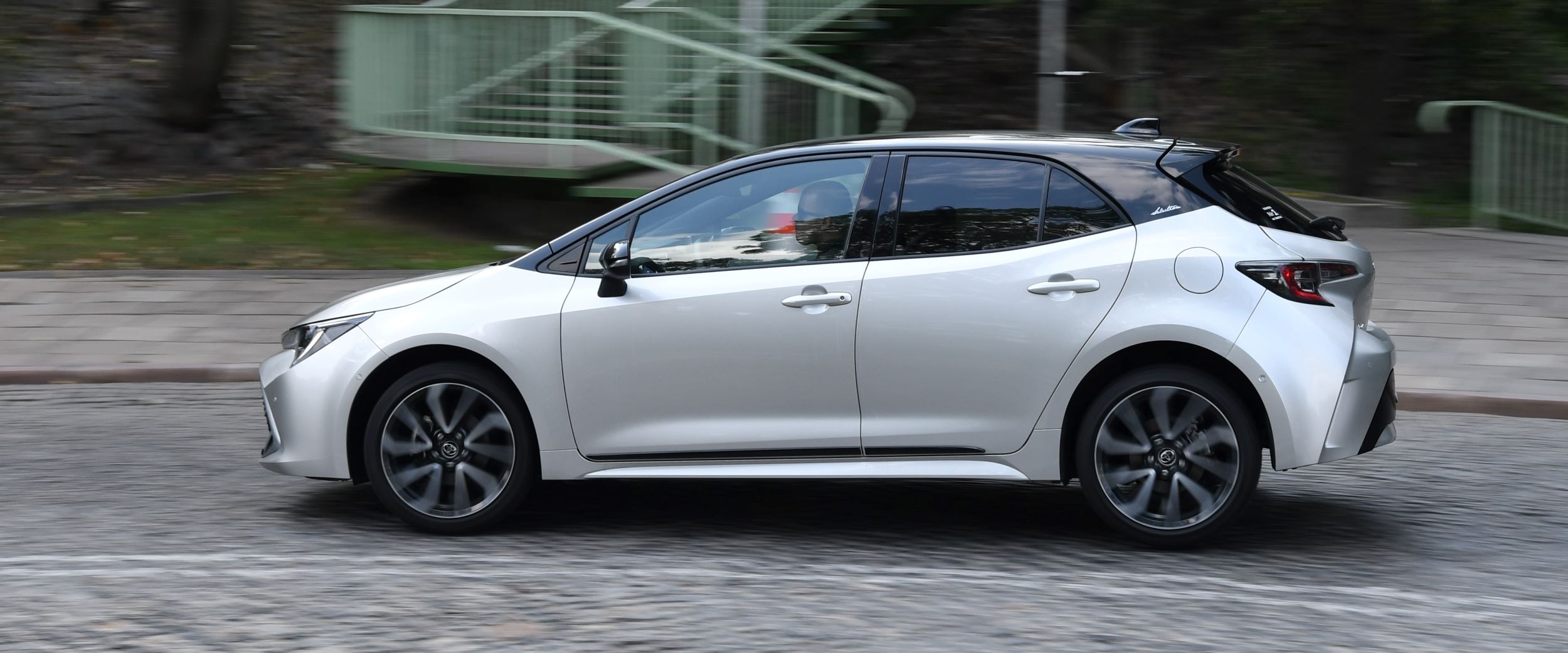 KSZ_TOYOTA_COROLLA_5D_XII_DYNAMIKA_079