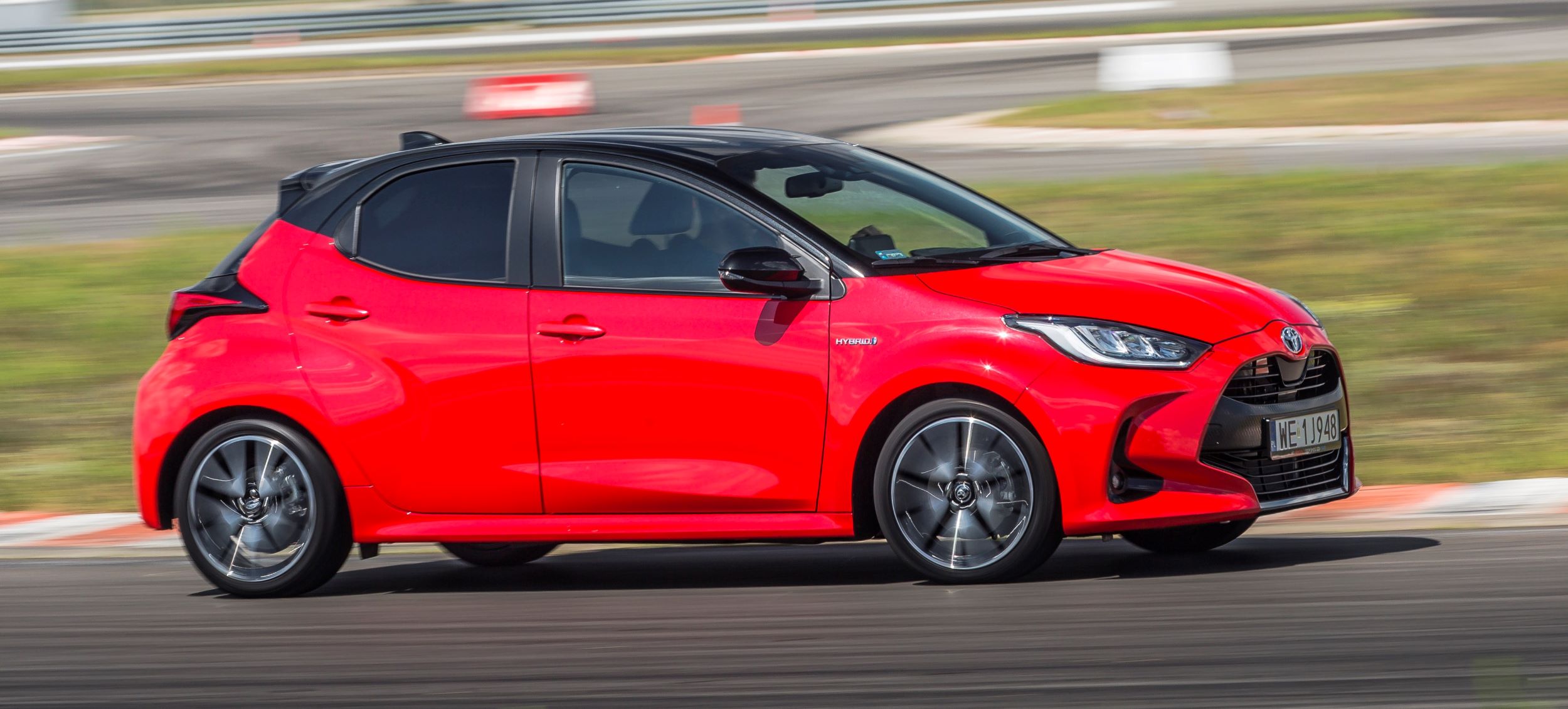 toyota-yaris-OPF-20200811-159