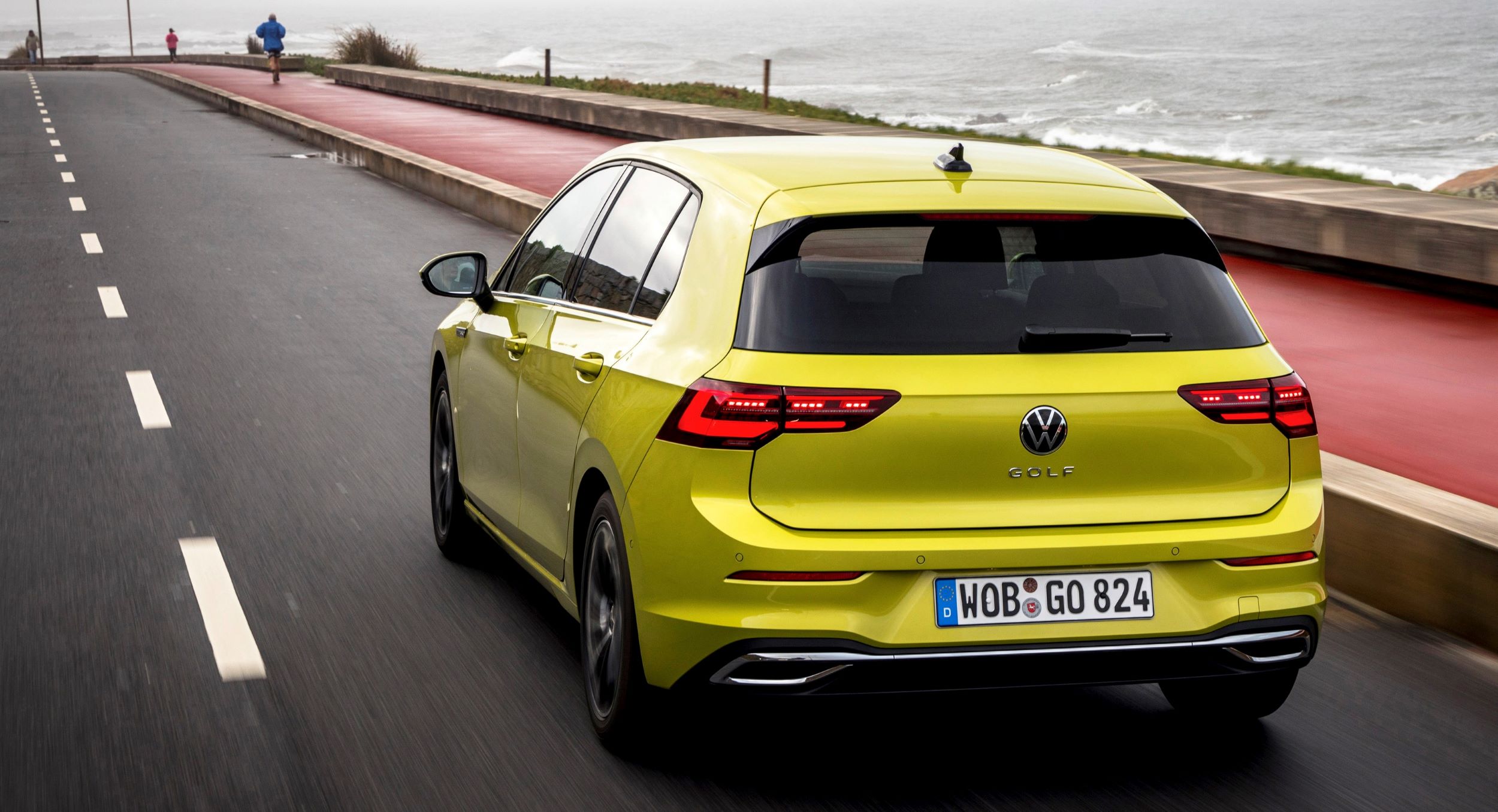 Volkswagen Golf tył jazda