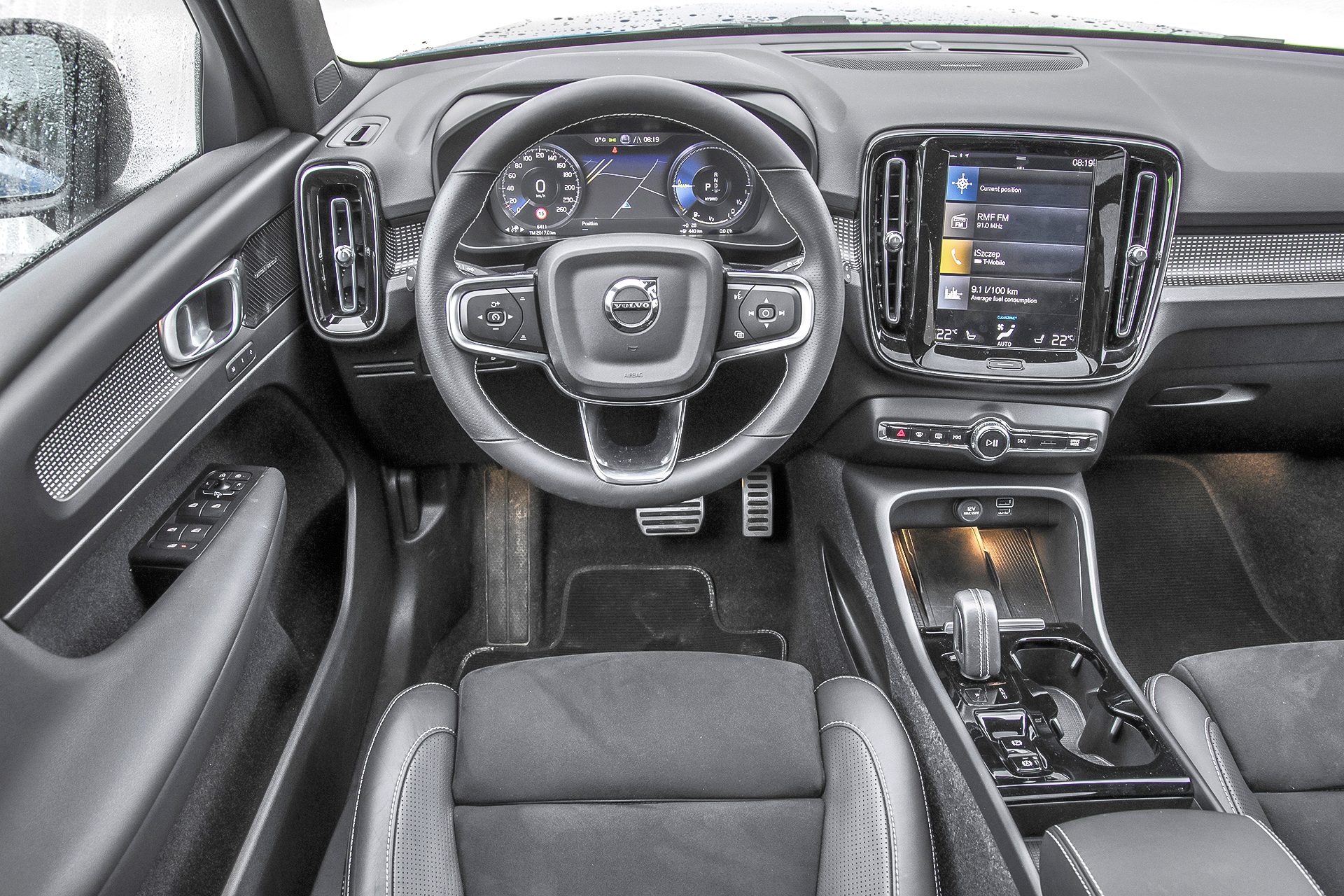 KSZ_VOLVO_XC40_T5_PHEV_INTERIOR_001