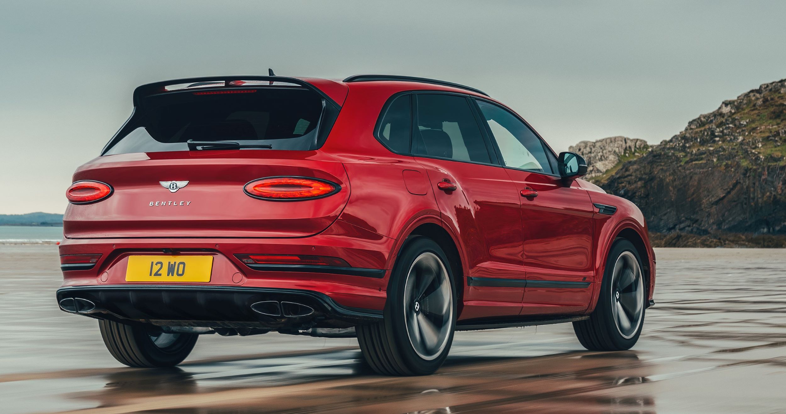 Bentley Bentayga S tył ruch