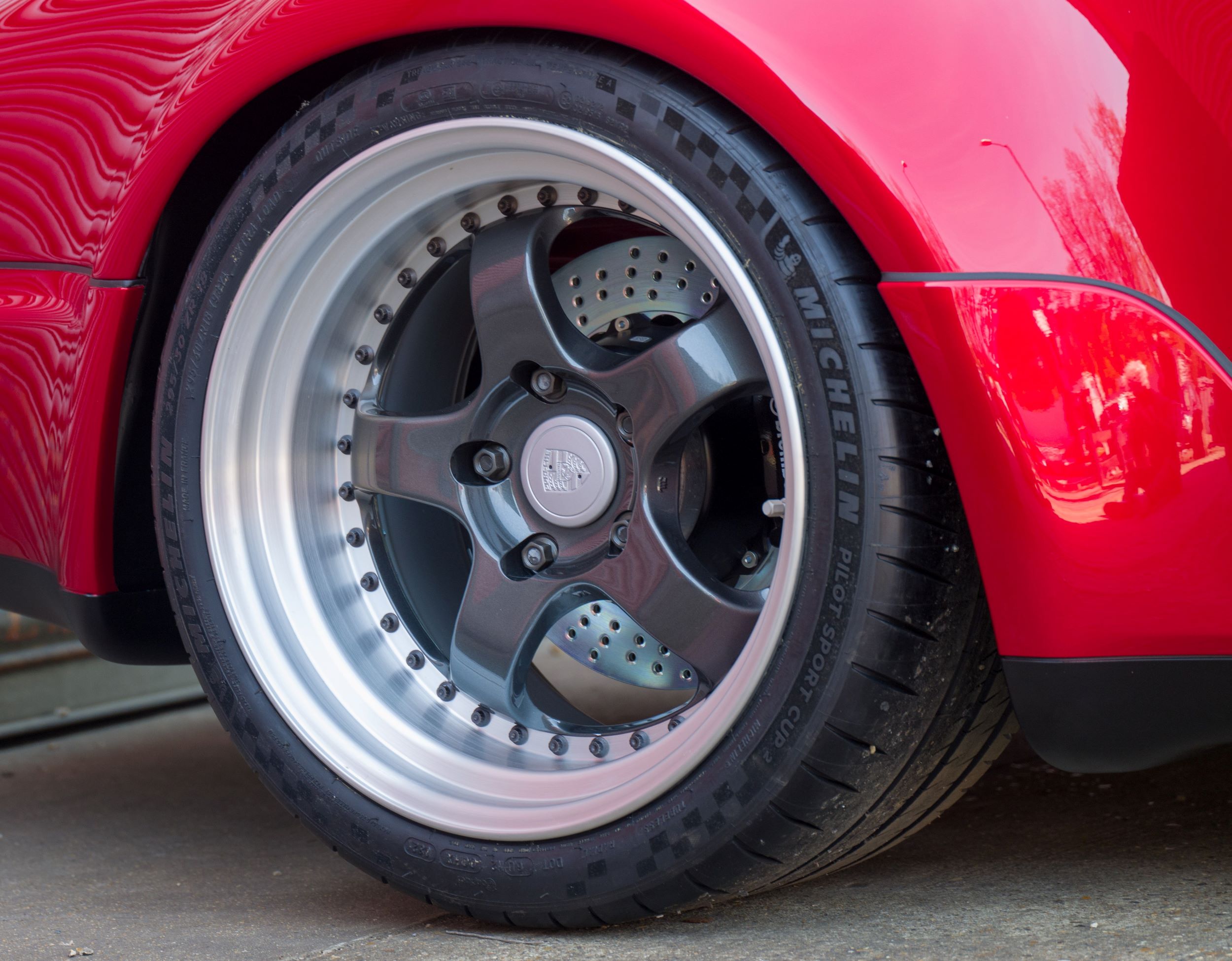 Porsche 911 Everrati koło