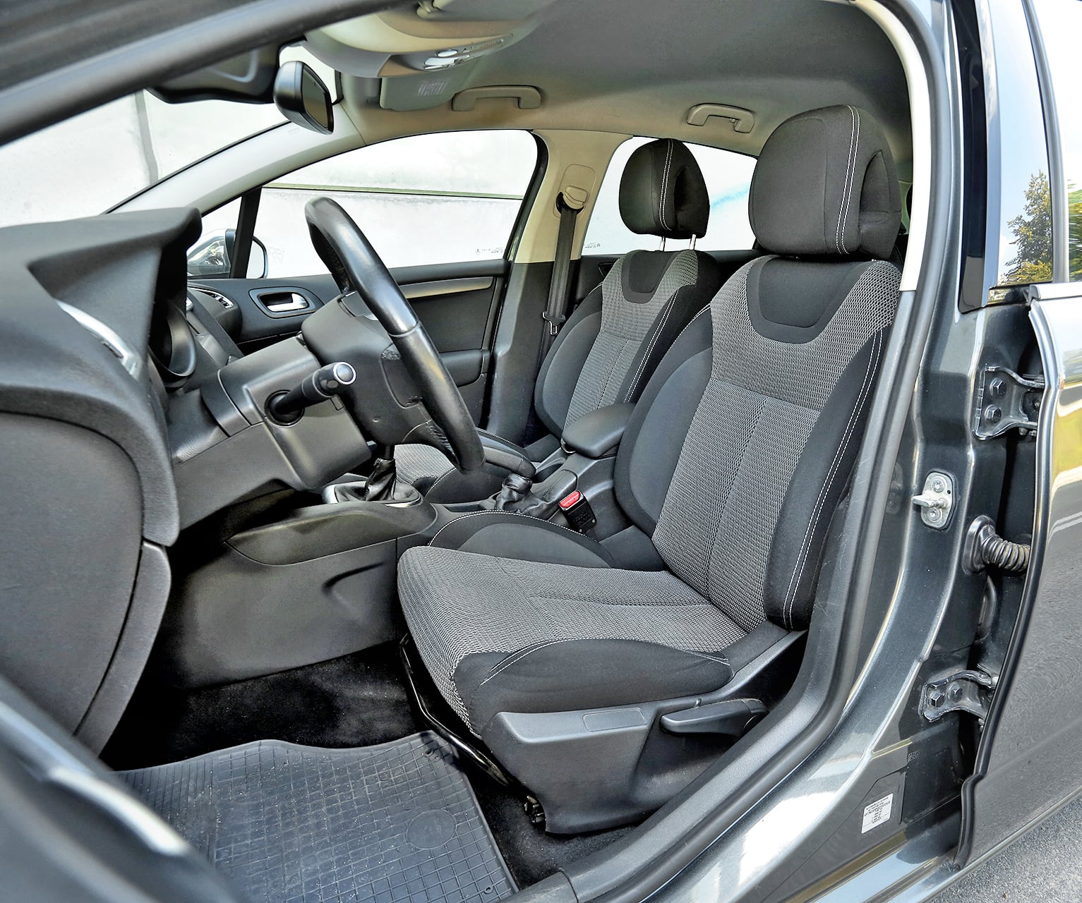 Citroen C4 II fotele