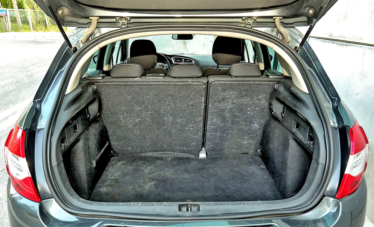Citroen C4 II bagażnik