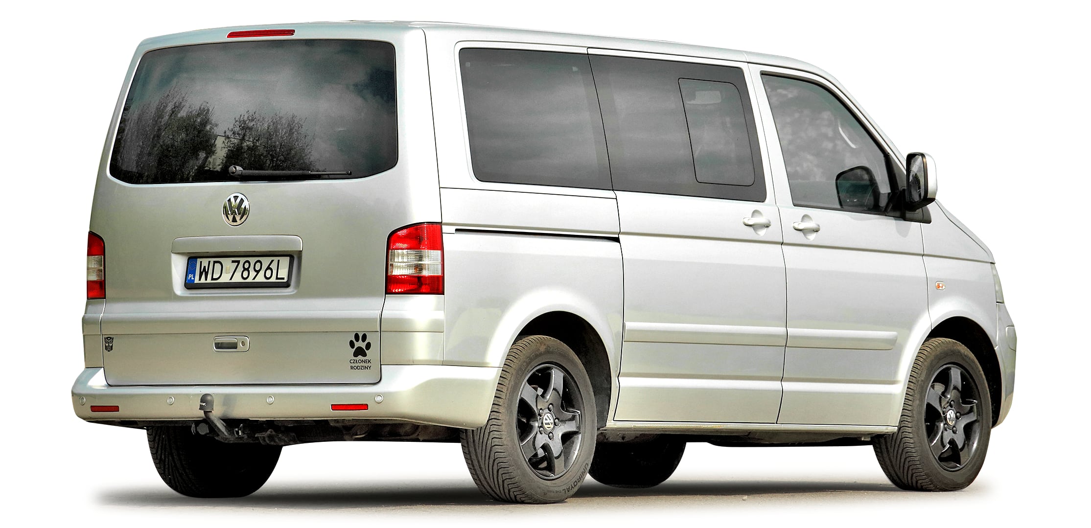 Volkswagen Multivan T5 sylwetka z tyłu