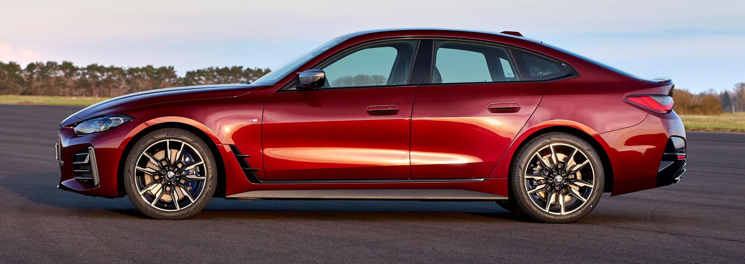 BMW 4 Gran Coupe bok
