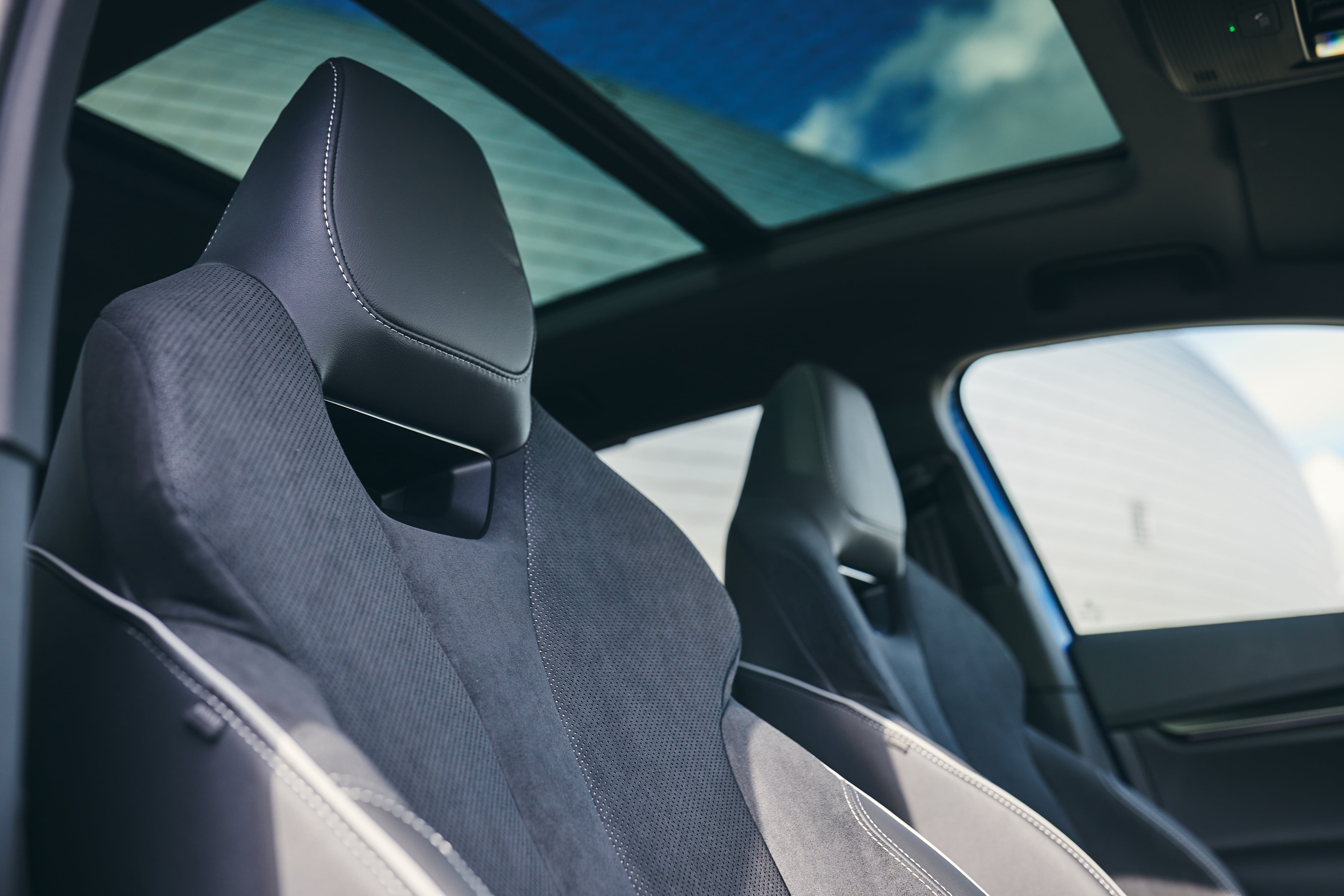 skoda-enyaq-sportline-interior-1