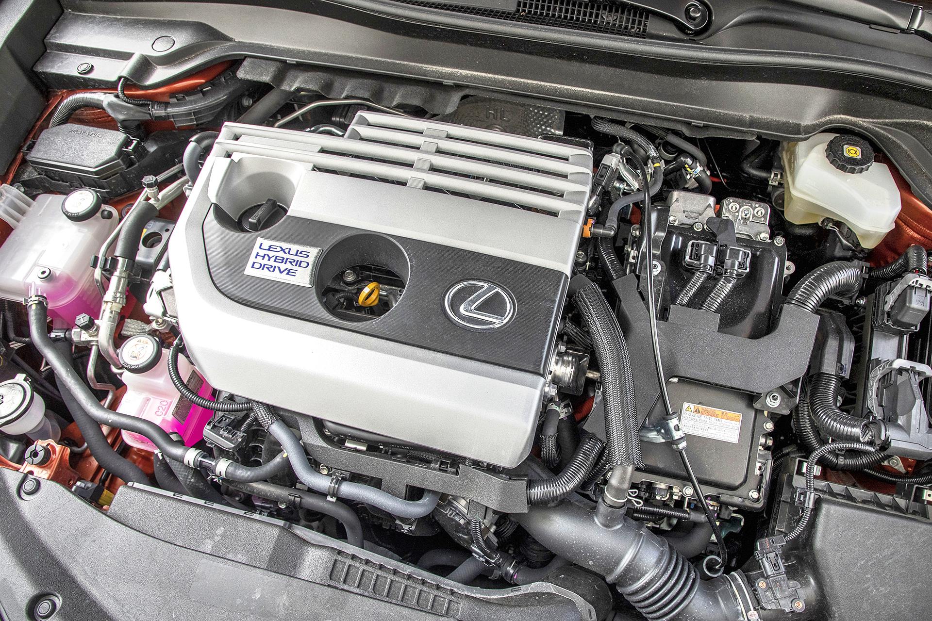 Lexus UX 250h - silnik