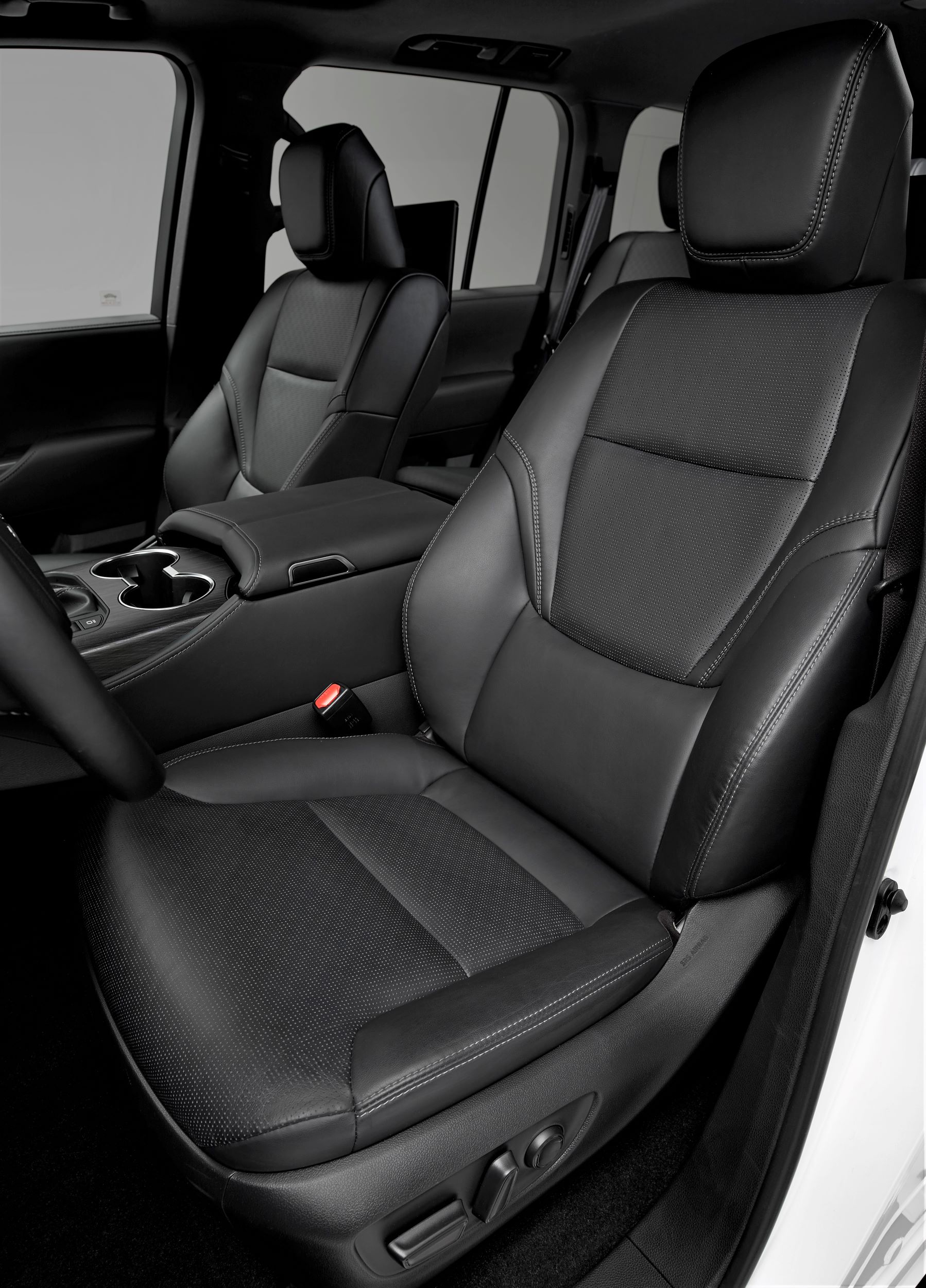 Toyota Land Cruiser siedzenia