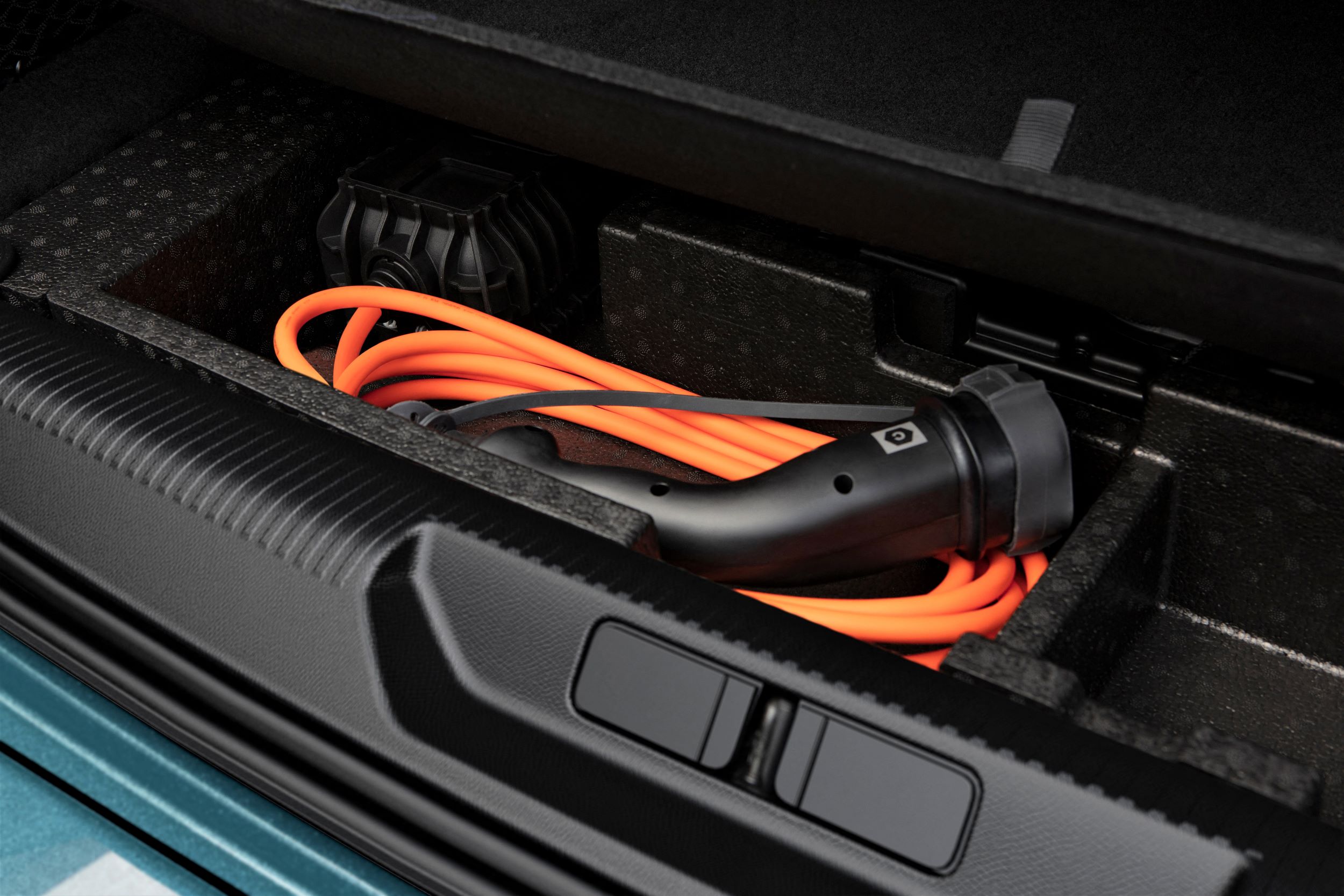 Peugeot 308 SW bagażnik schowek