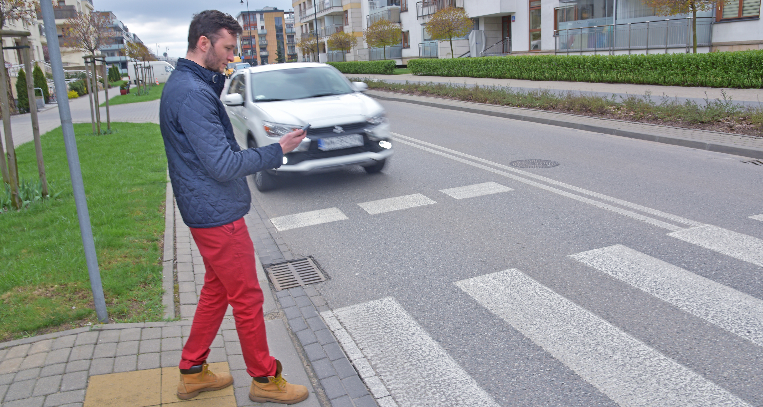 Korzystanie z telefonu na pasach