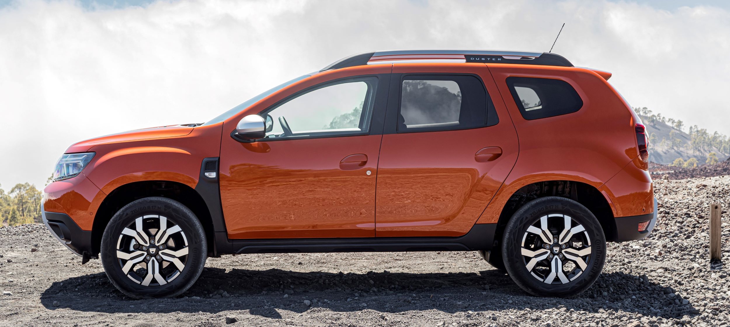 Dacia Duster bok