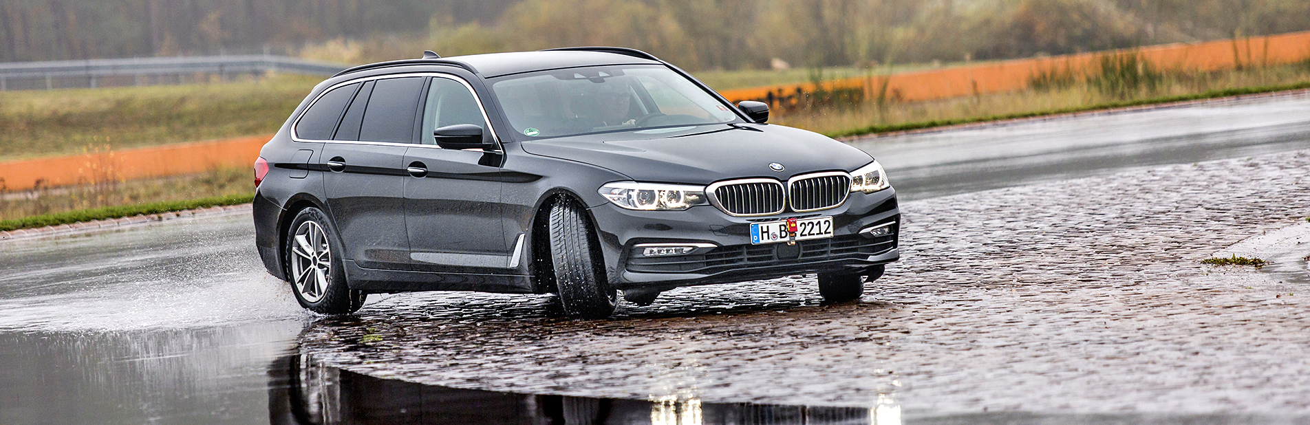 Trzymanie boczne na mokro test