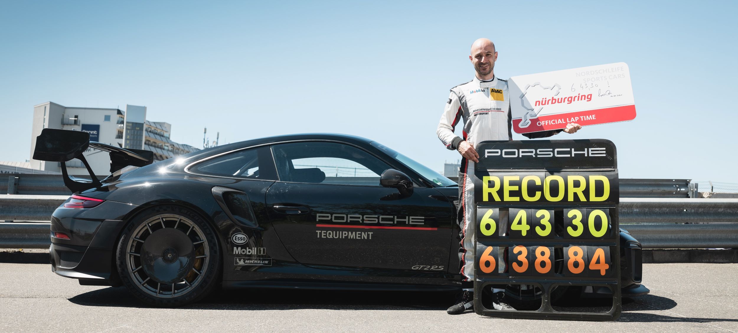 Porsche 911 GT2 RS Nurburgring rekord Lars Kern