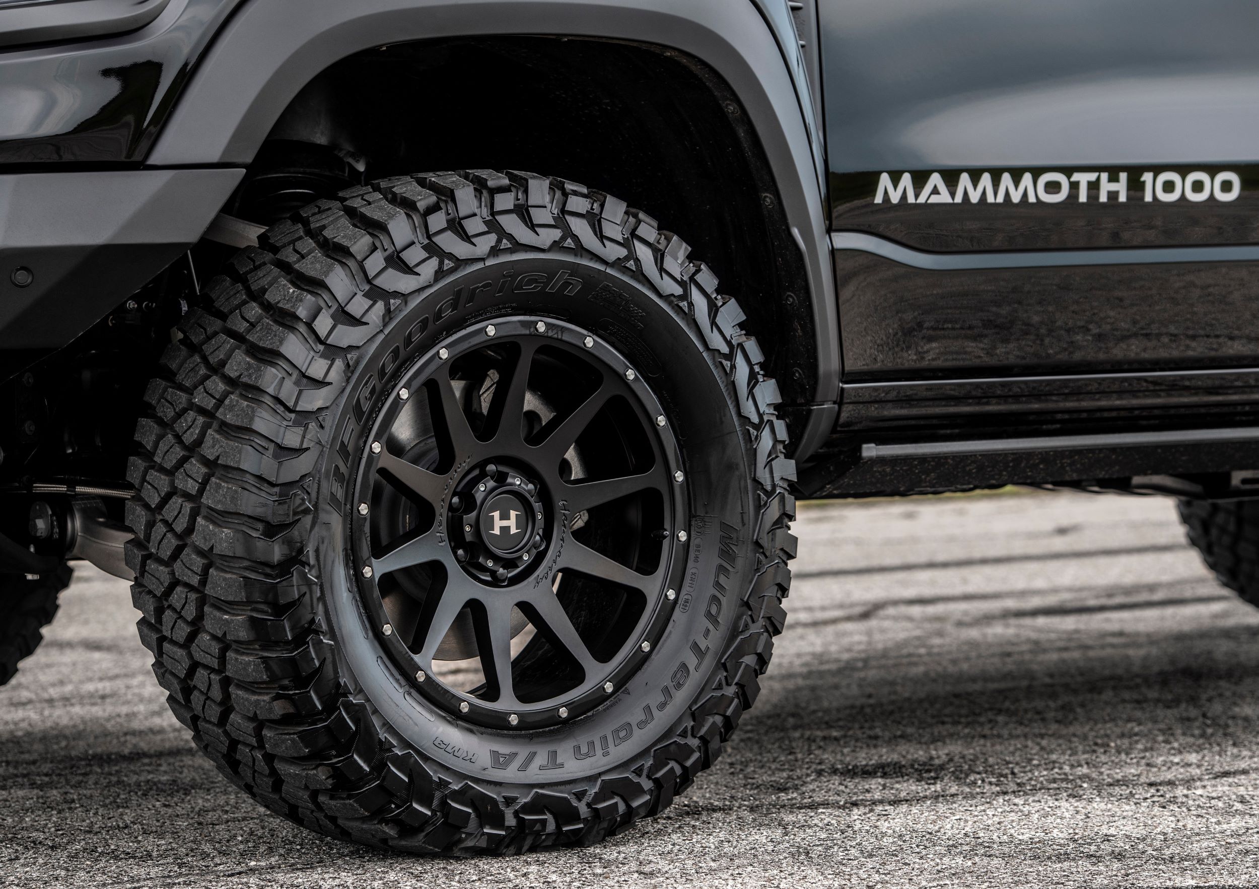 Hennessey Mammoth 1000 TRX koło