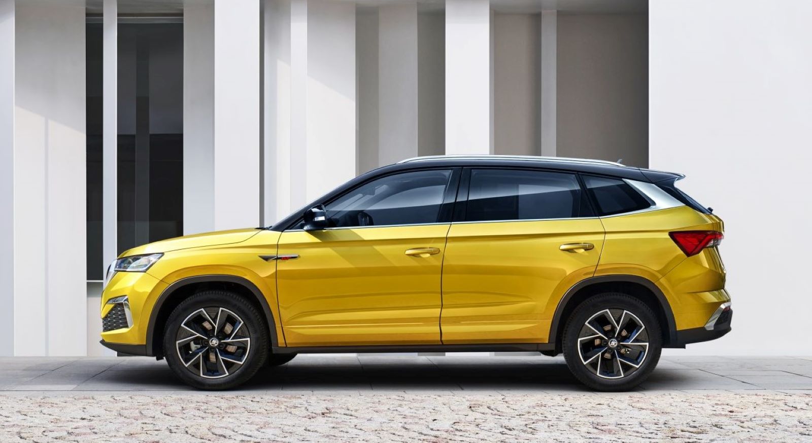 Skoda Kamiq GT - bok, profil