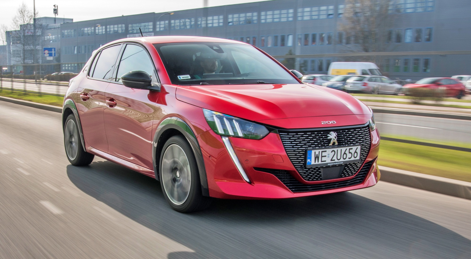 Peugeot 208 ruch przodem