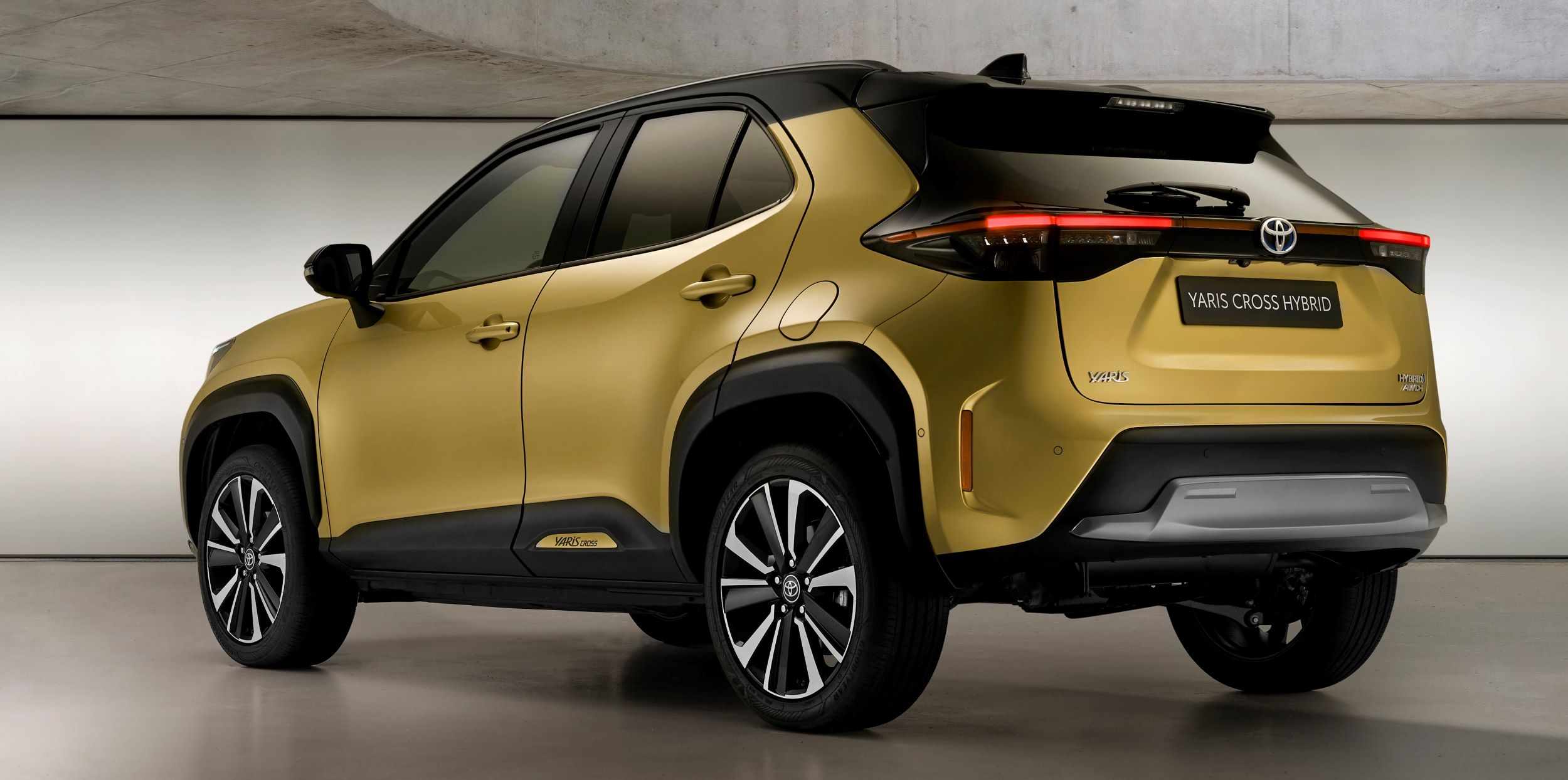 Toyota Yaris Cross tył
