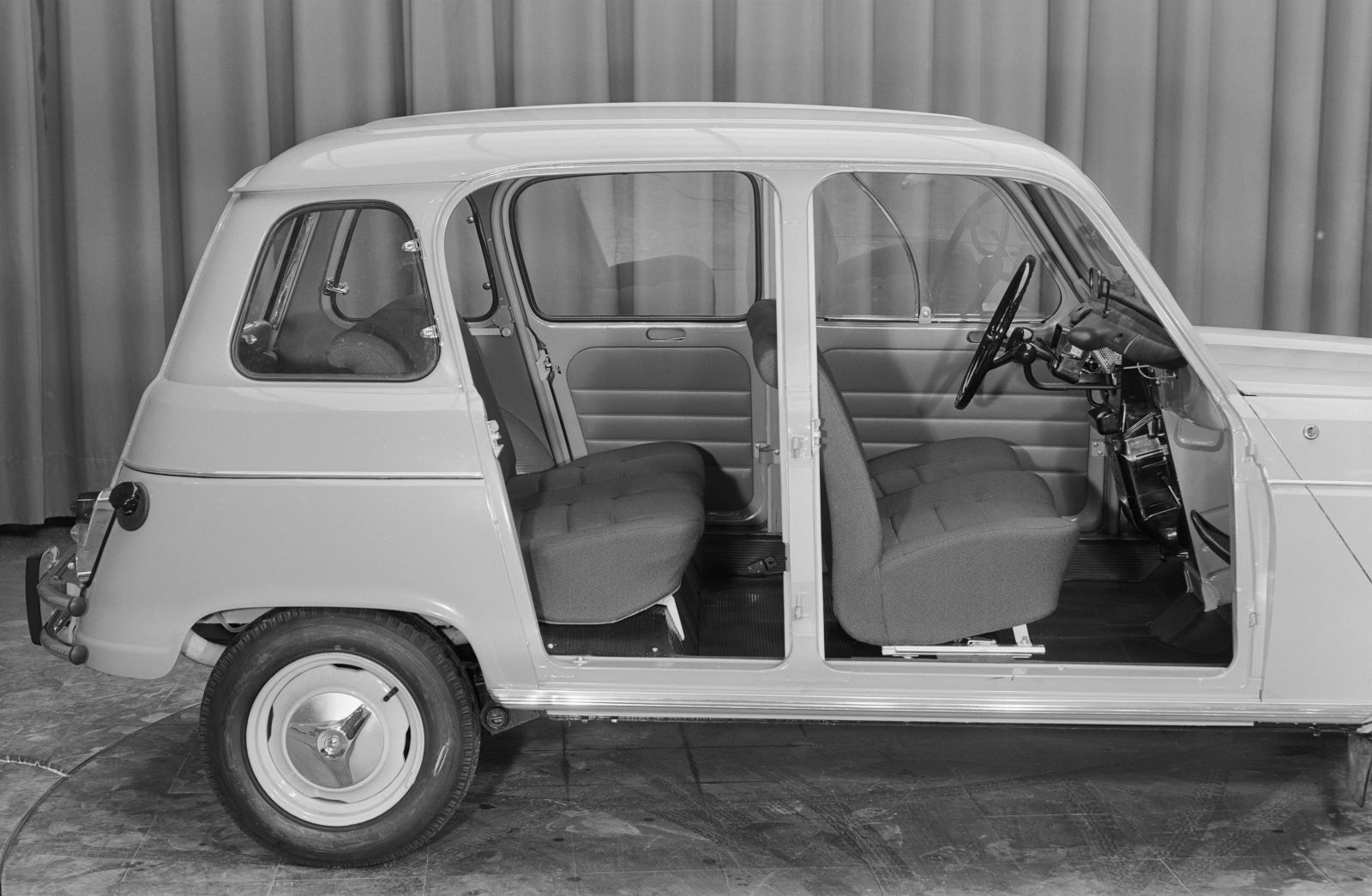 Renault 4 - wnętrze