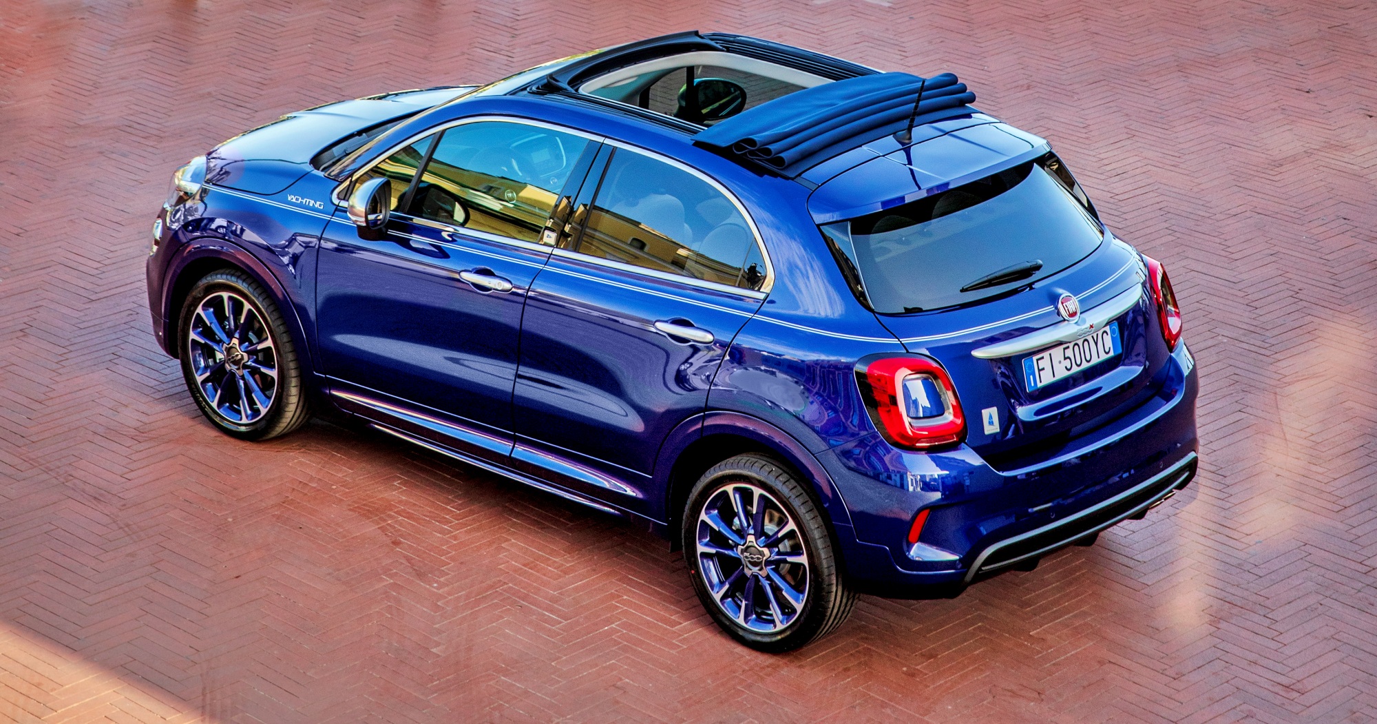 Fiat 500X Yachting tył