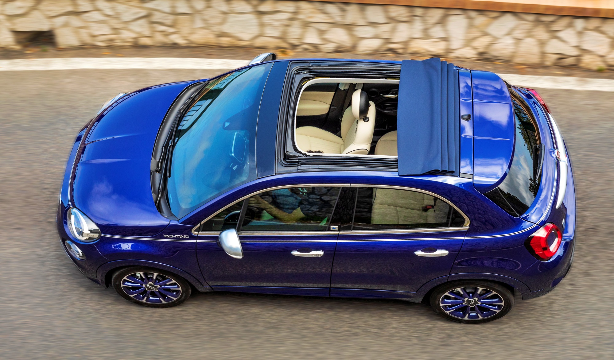 Fiat 500X Yachting bok