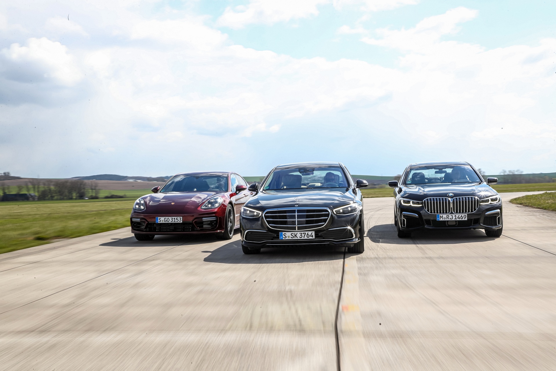 BMW 750i, Mercedes S 500, Porsche Panamera 4S - przody