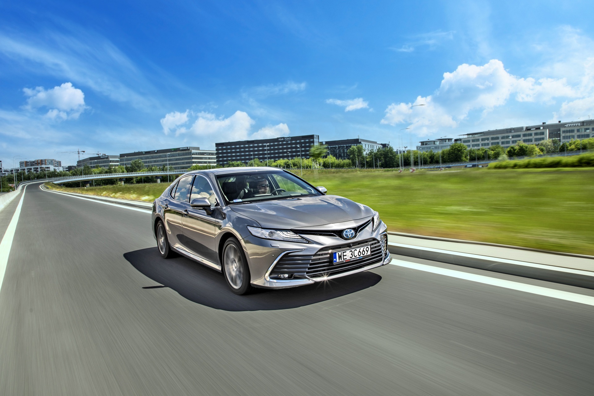2021_Toyota_Camry_2.5 Hybrid (4)