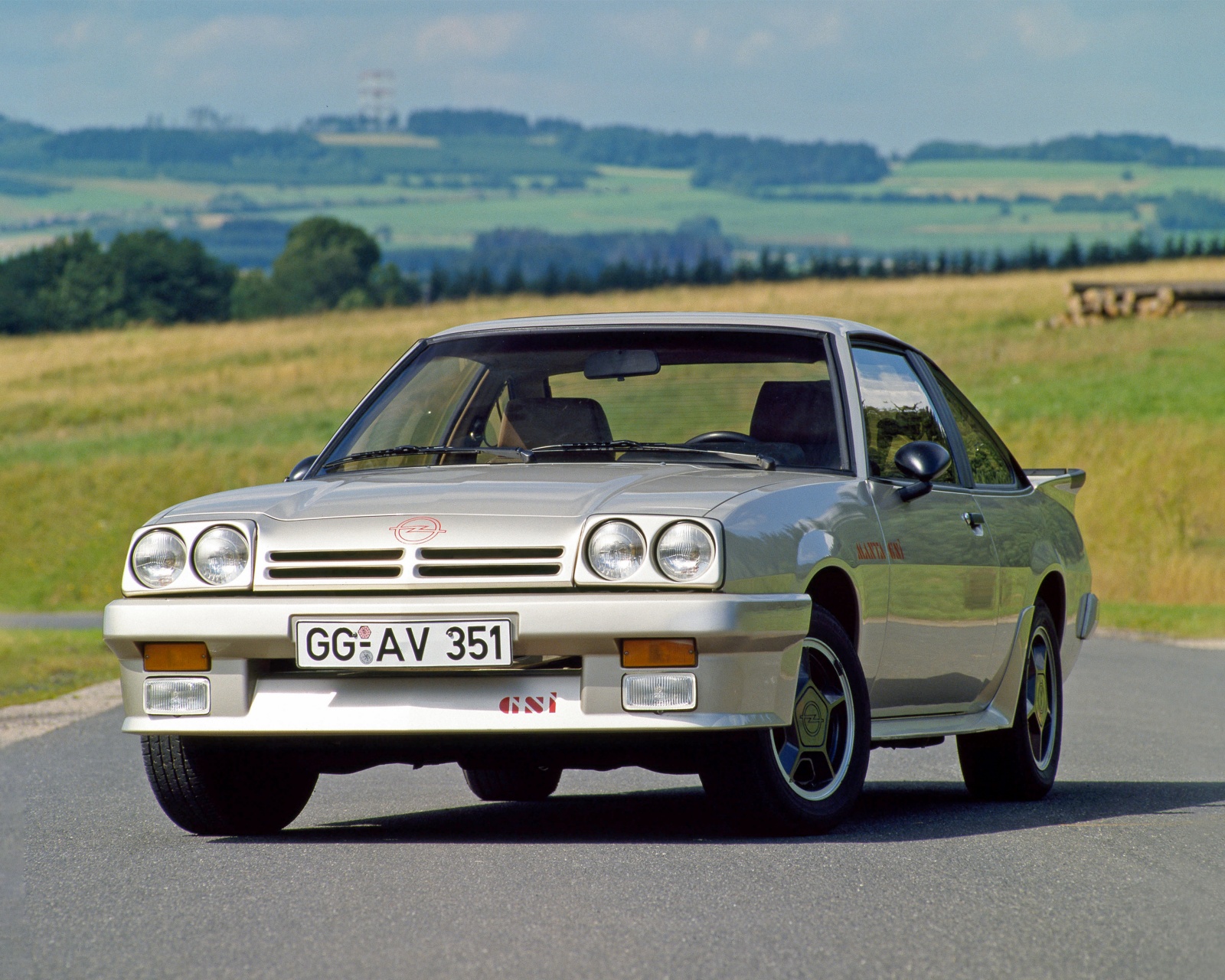 Opel Manta druga generacja - przód