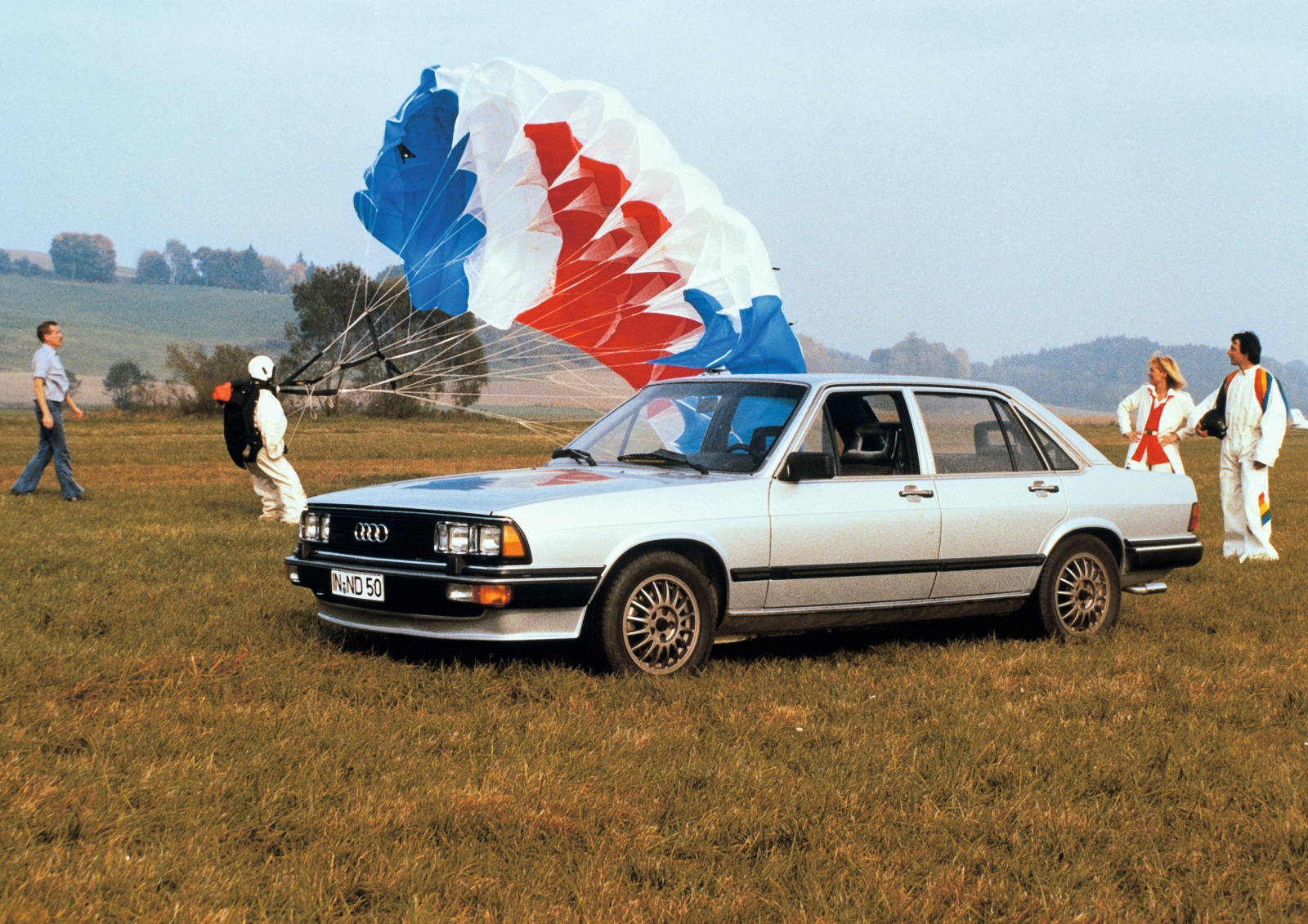 Audi 200 C2 - bok, profil