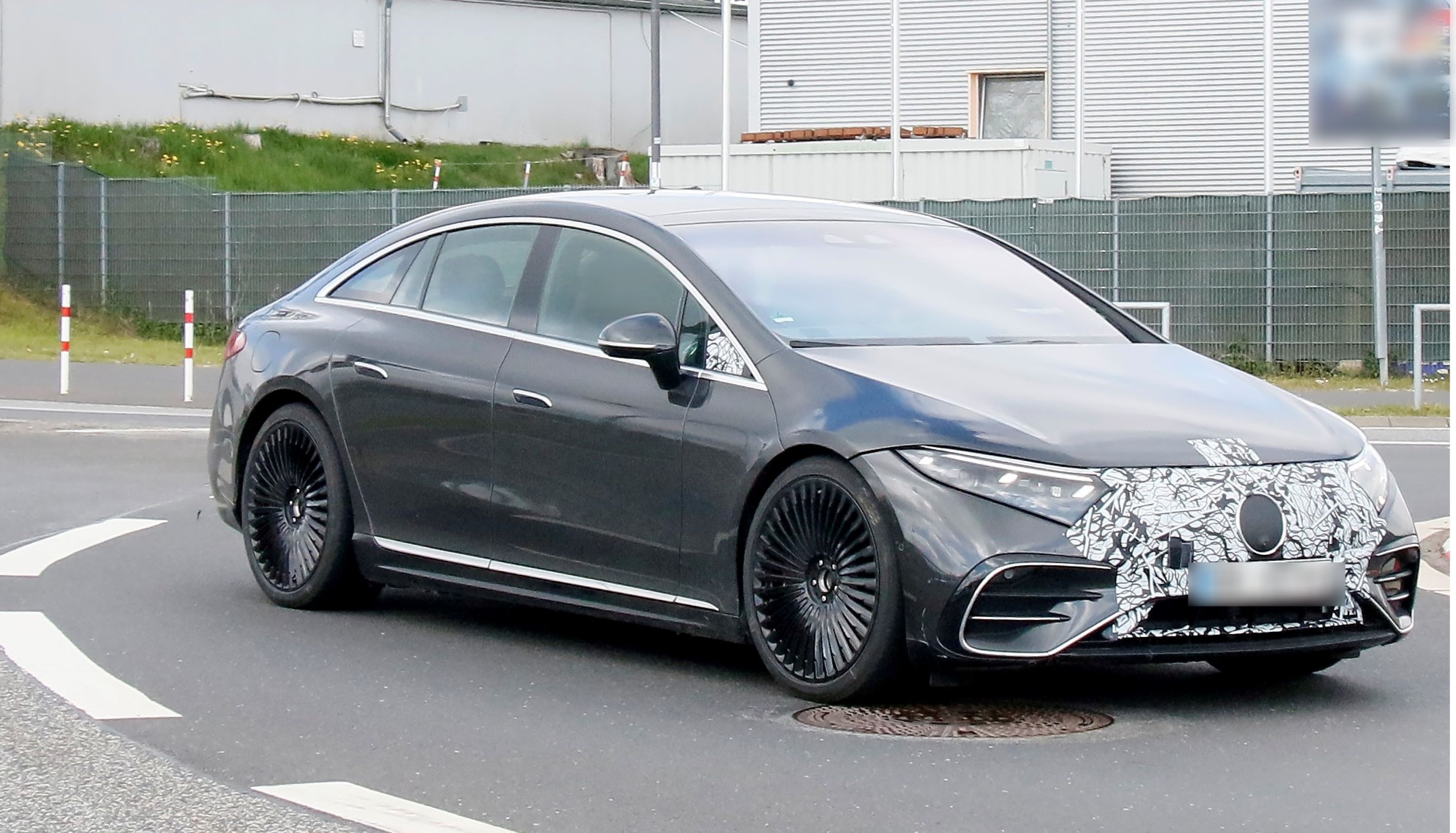 Mercedes-AMG EQS - przód