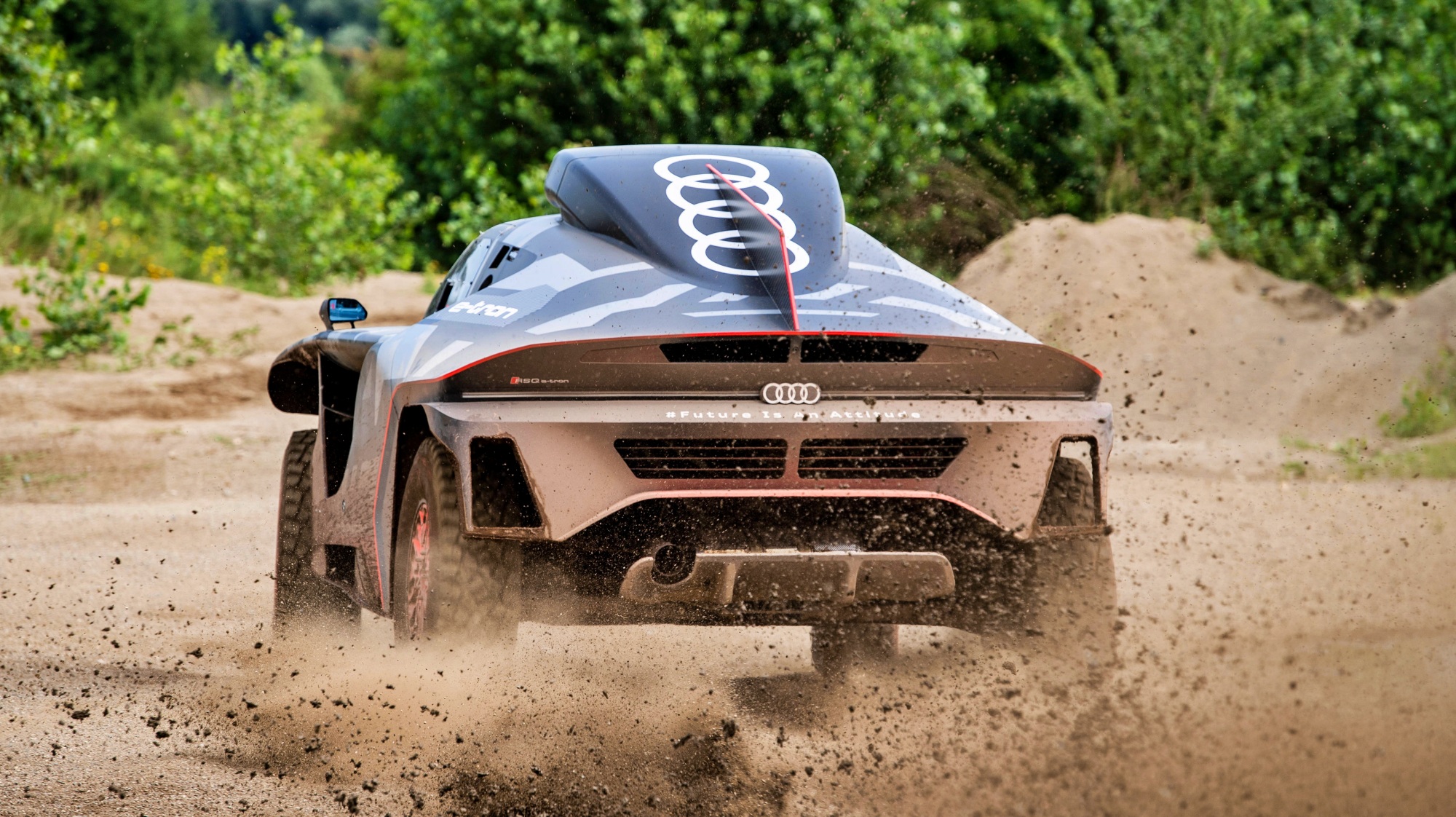 Audi RS Q e-tron tył