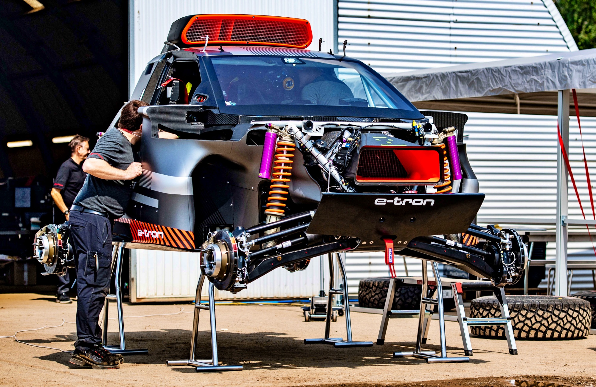  Audi RS Q e-tron budowa