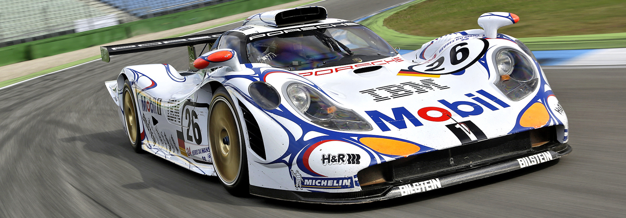 Porsche 911 GT1