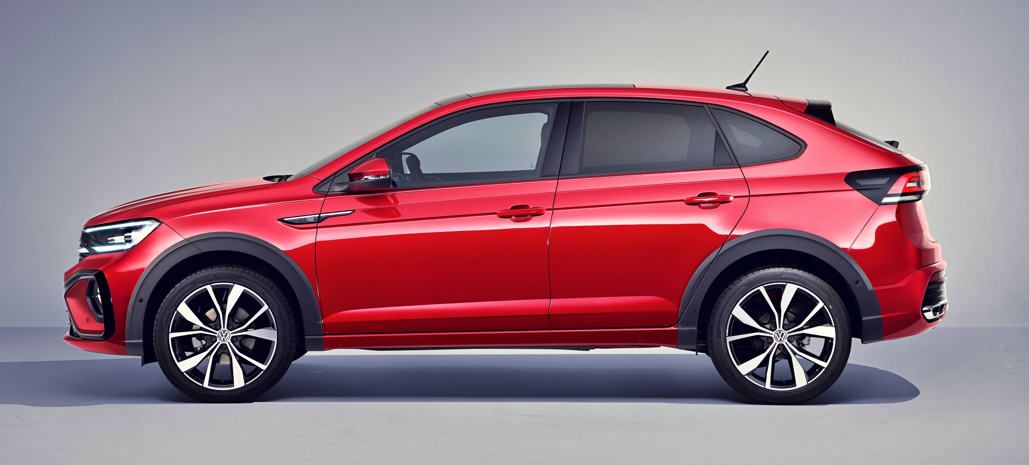 Volkswagen Taigo bok