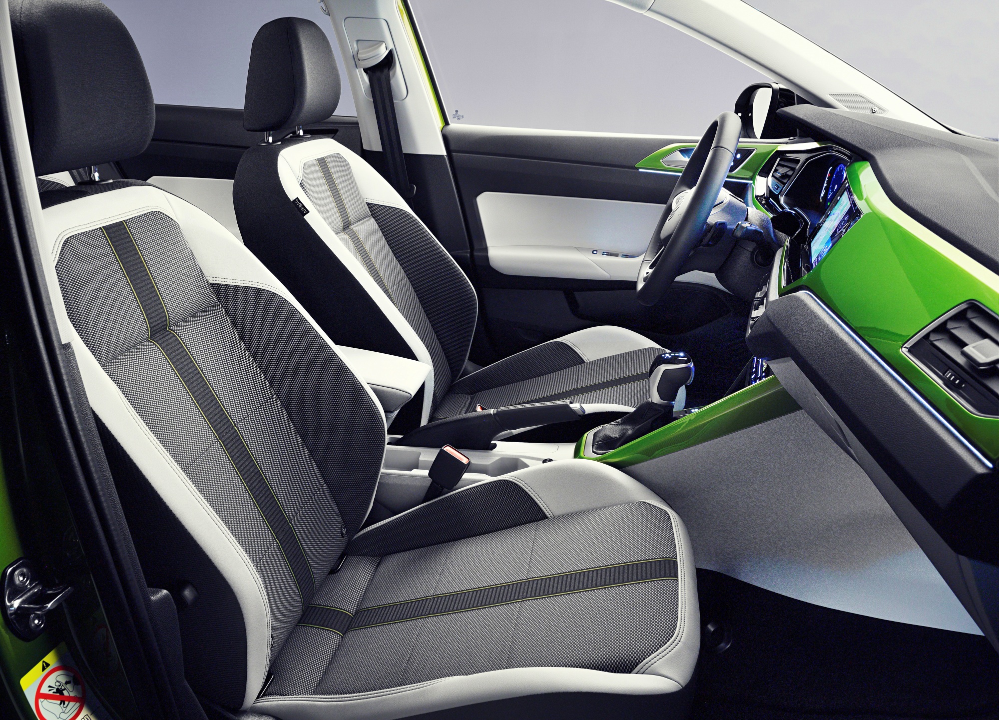 Volkswagen Taigo siedzenia