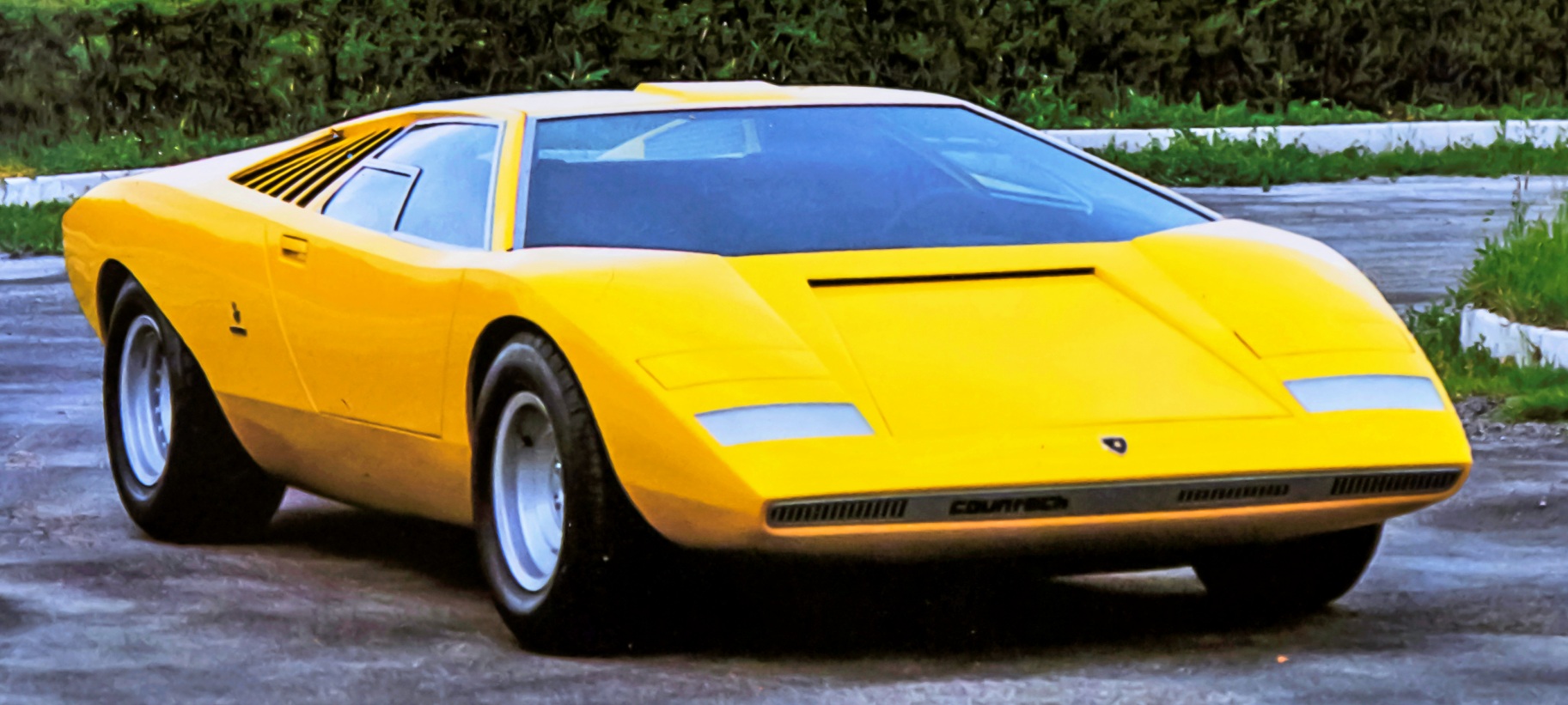 Lamborghini Countach LP 500 przód