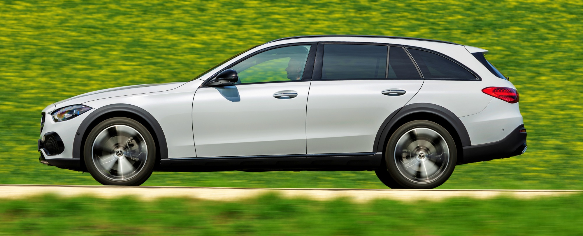 Mercedes klasy C All-Terrain bok