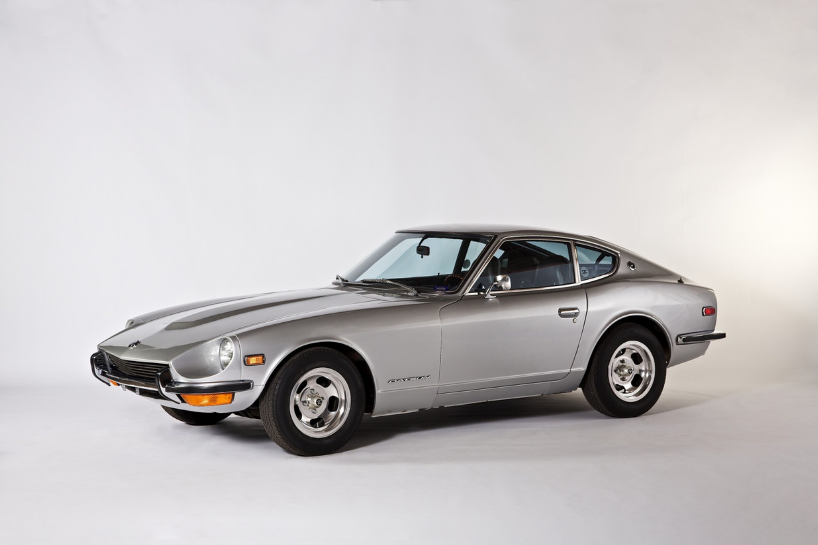 Datsun 240Z - przód, bok
