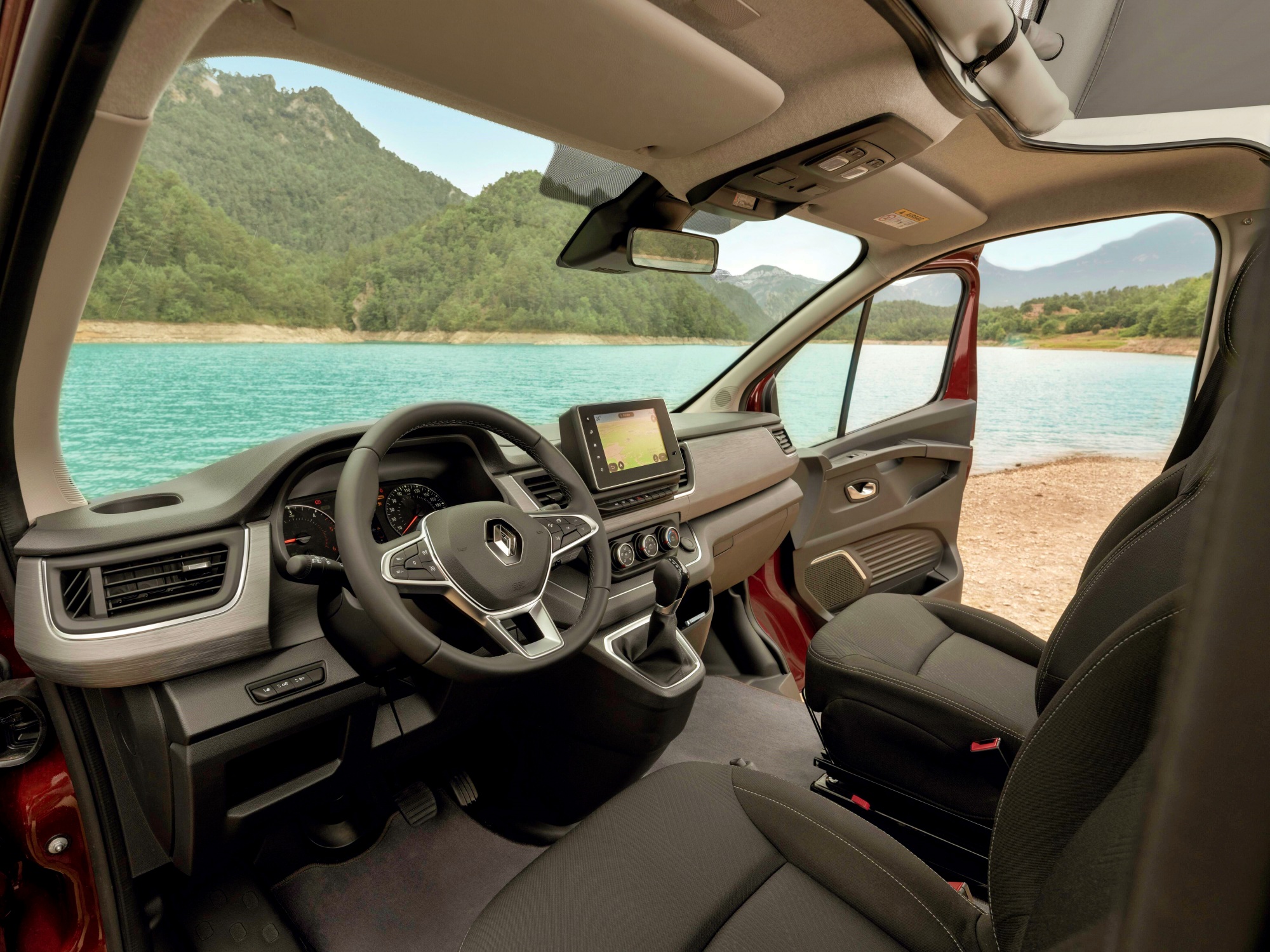 Renault Trafic SpaceNomad deska