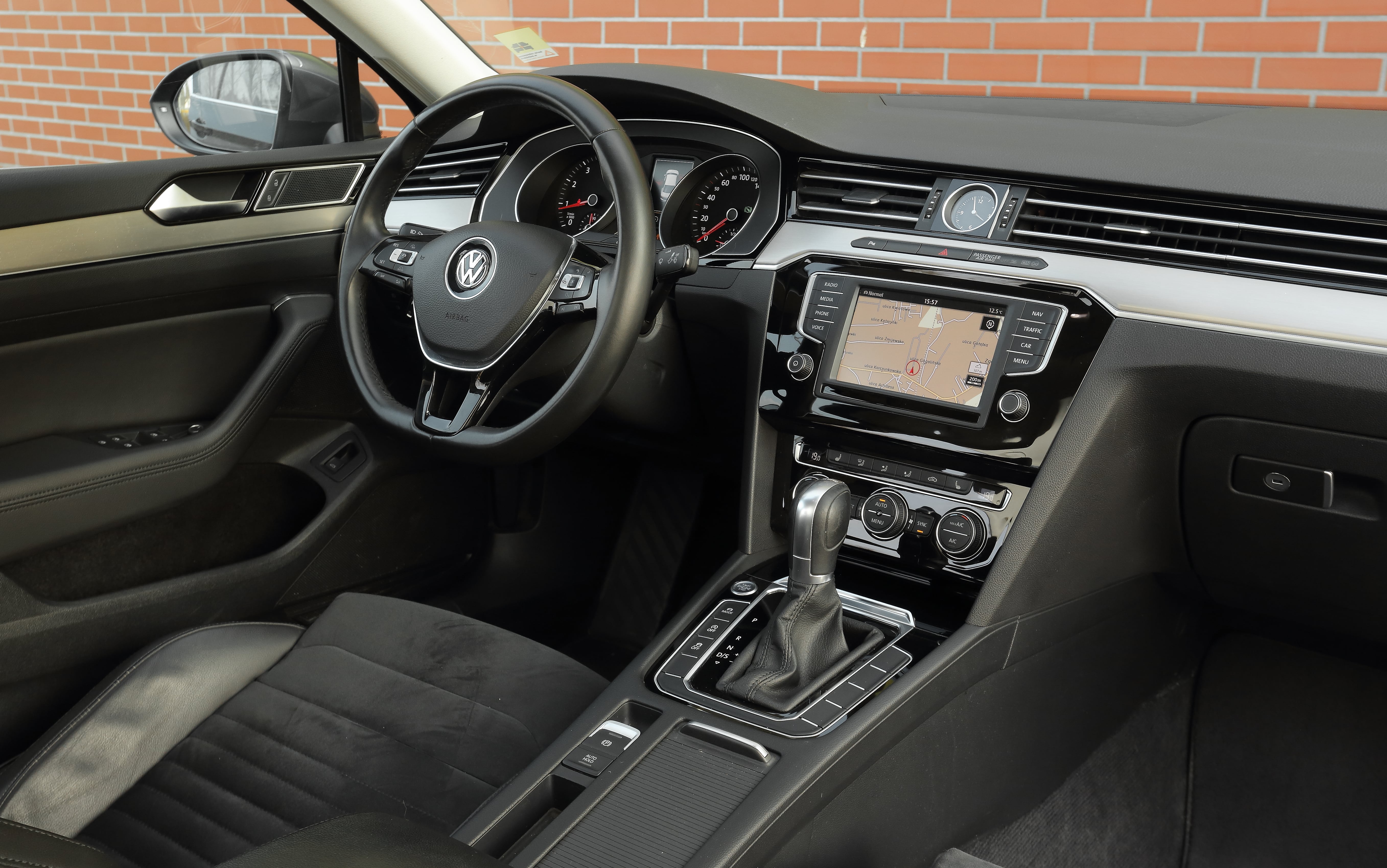 Volkswagen Passat (B8) 1.8 TSI deska rozdzielcza