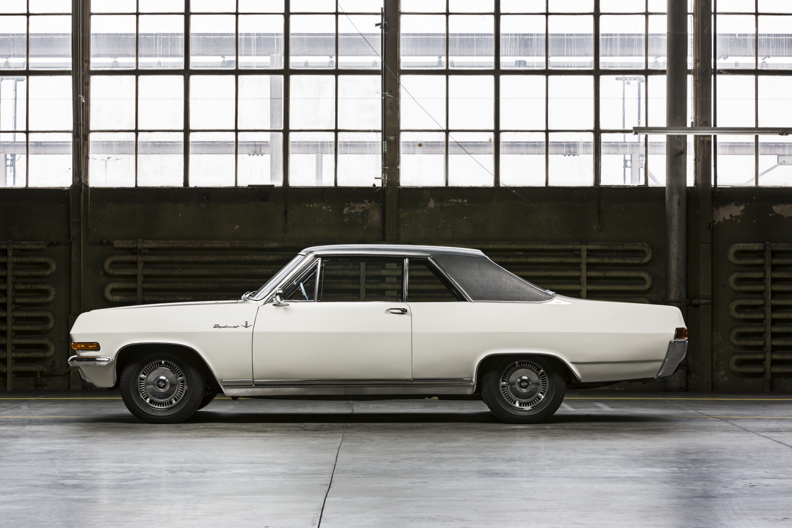 Opel Diplomat Coupe 1965 r.