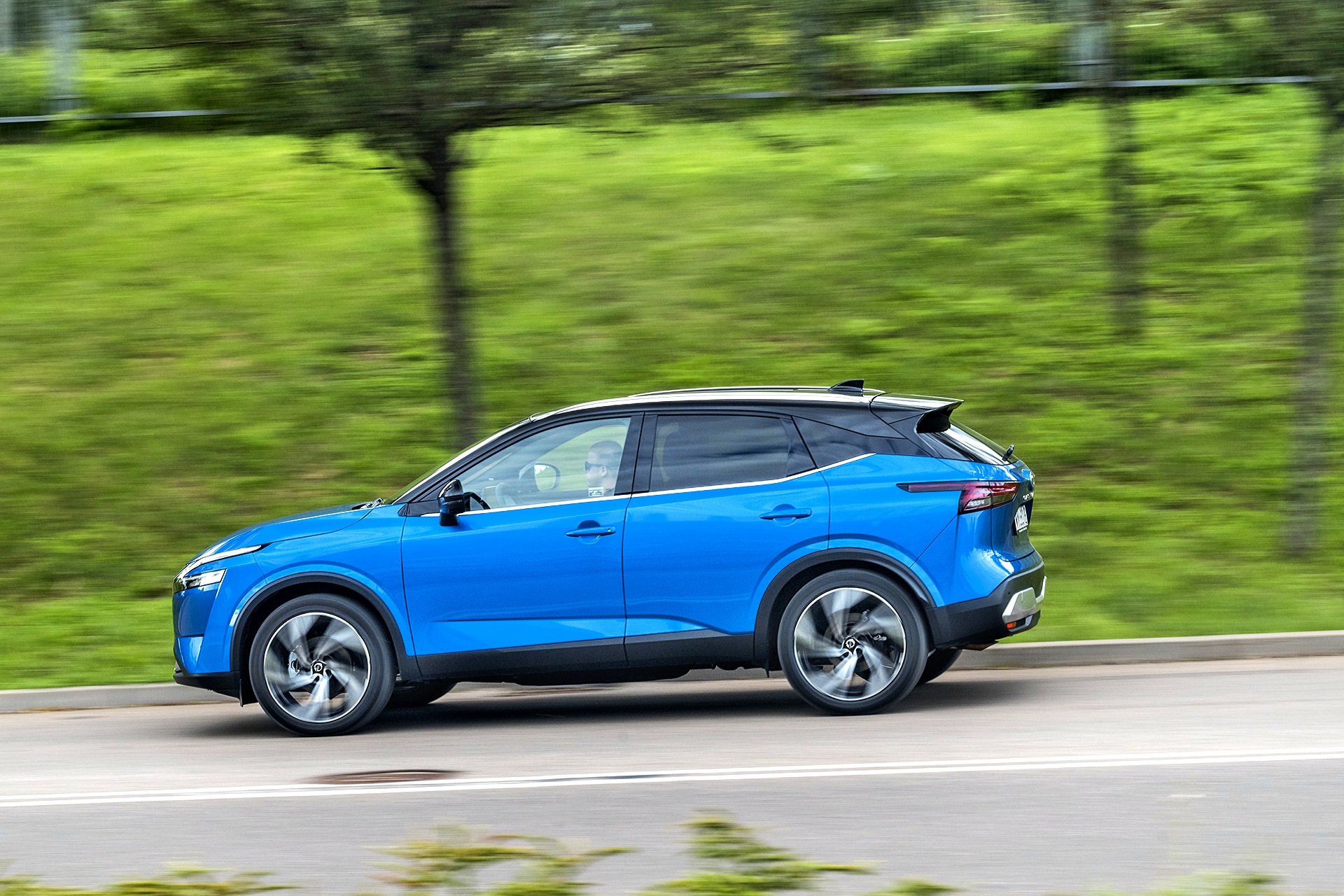 2021 Nissan Qashqai - bok