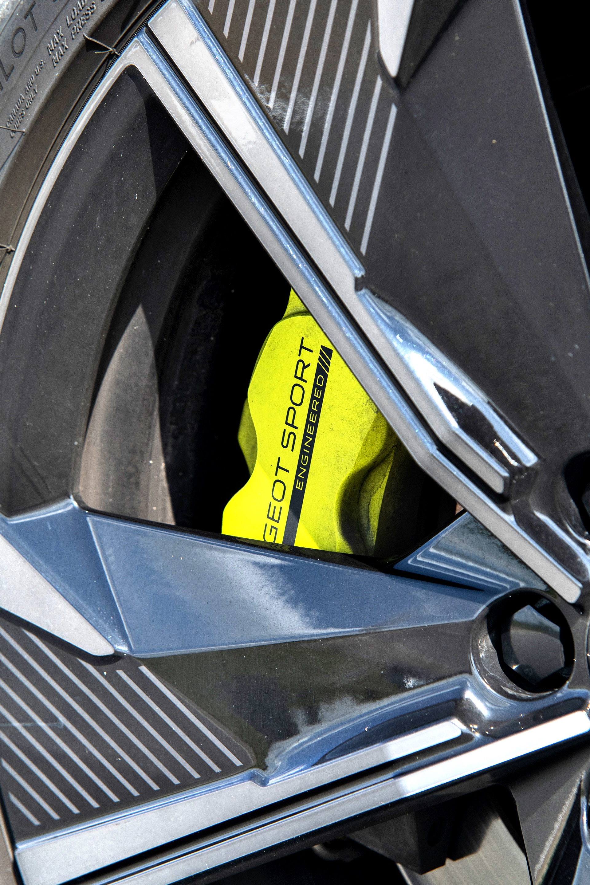 Peugeot 508 PSE SW - hamulce