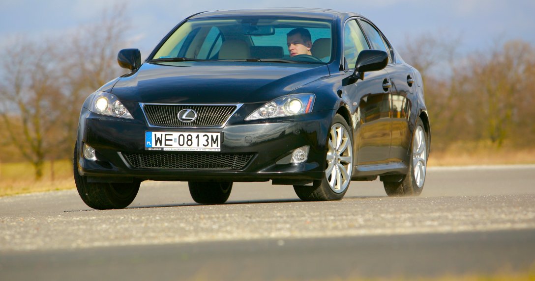 Lexus IS II