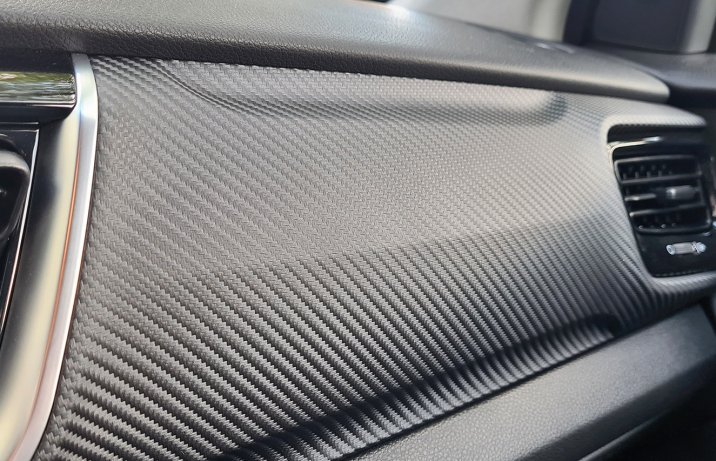 Kia Stonic 1.0 T-GDi MHEV 6iMT - kokpit